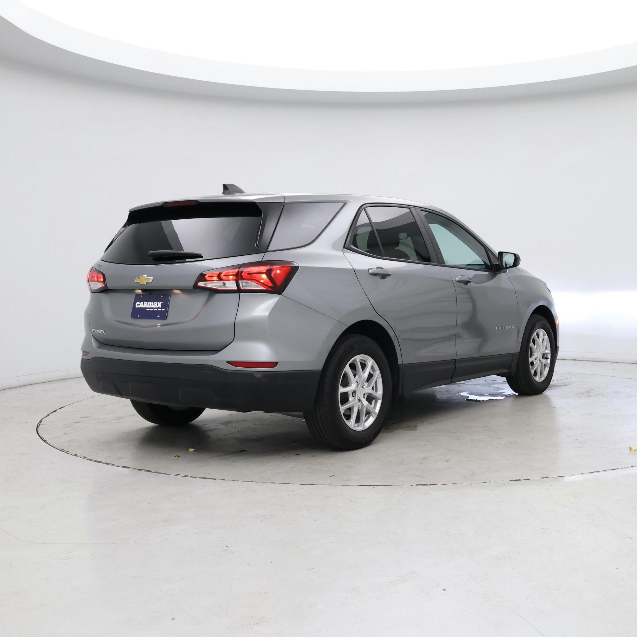 Thumbnail: 2023 Chevrolet Equinox - 8