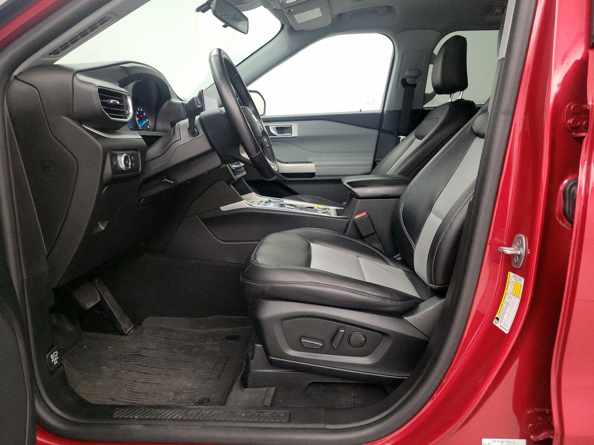 Thumbnail: 2022 Ford Explorer - 11