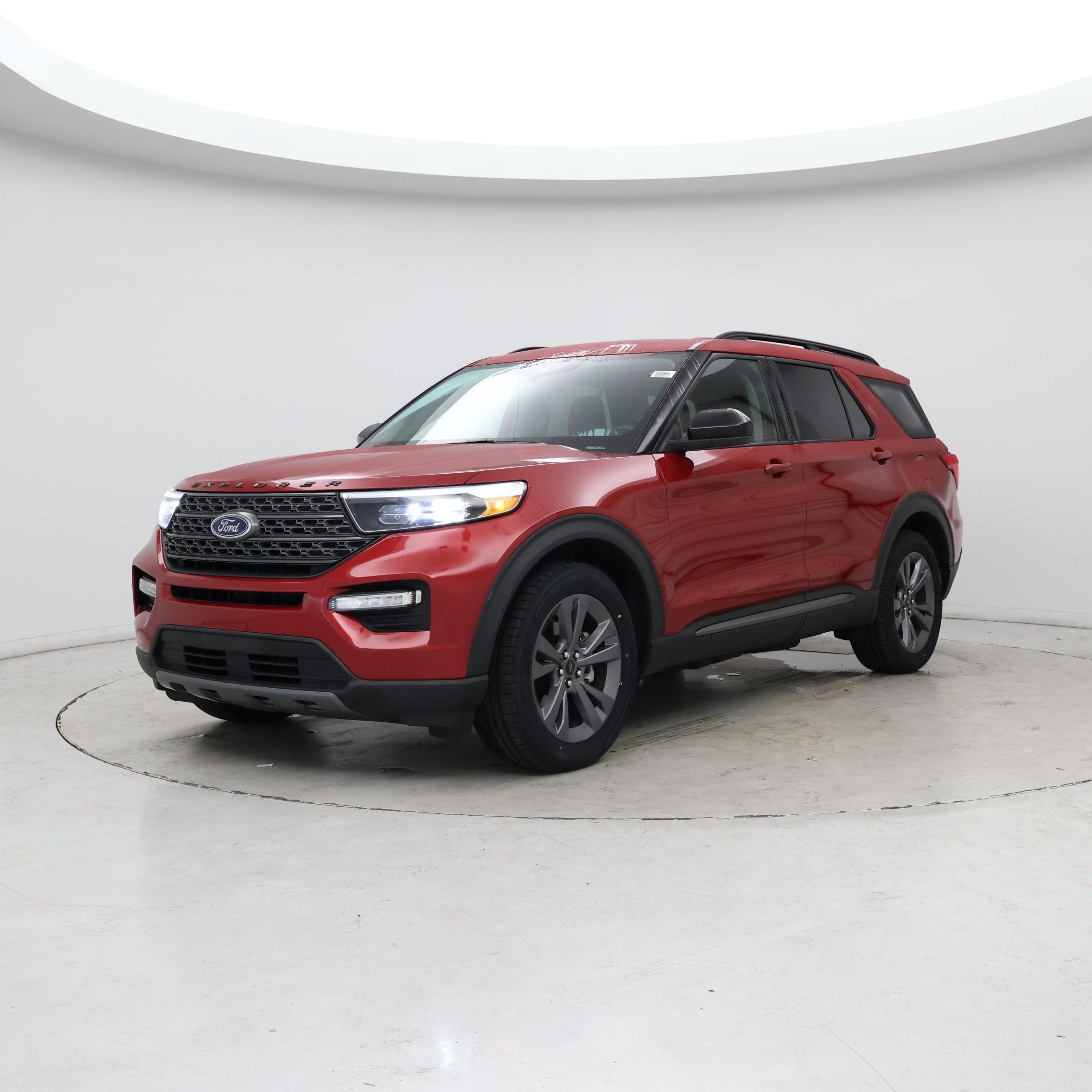 Thumbnail: 2022 Ford Explorer - 4