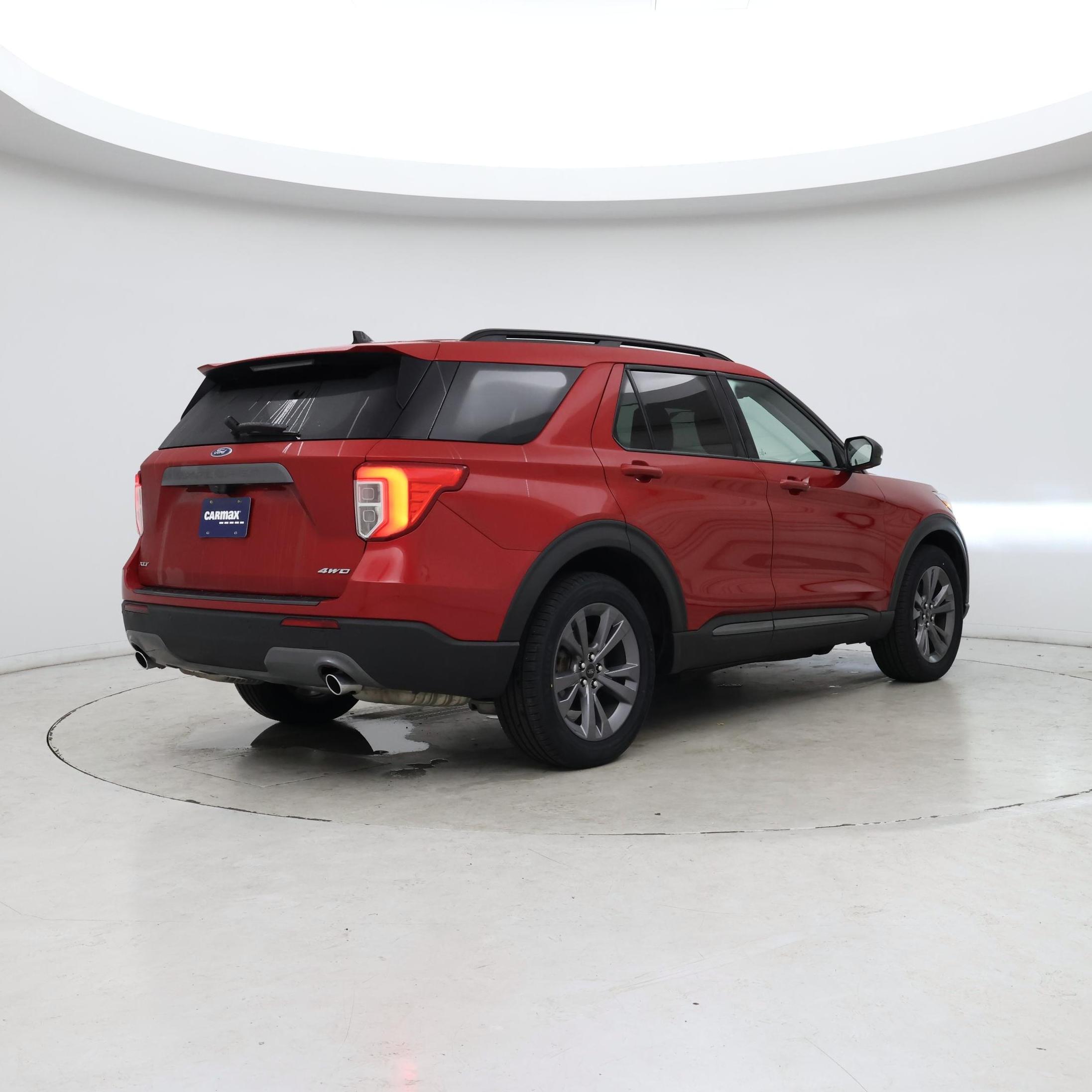 Thumbnail: 2022 Ford Explorer - 8