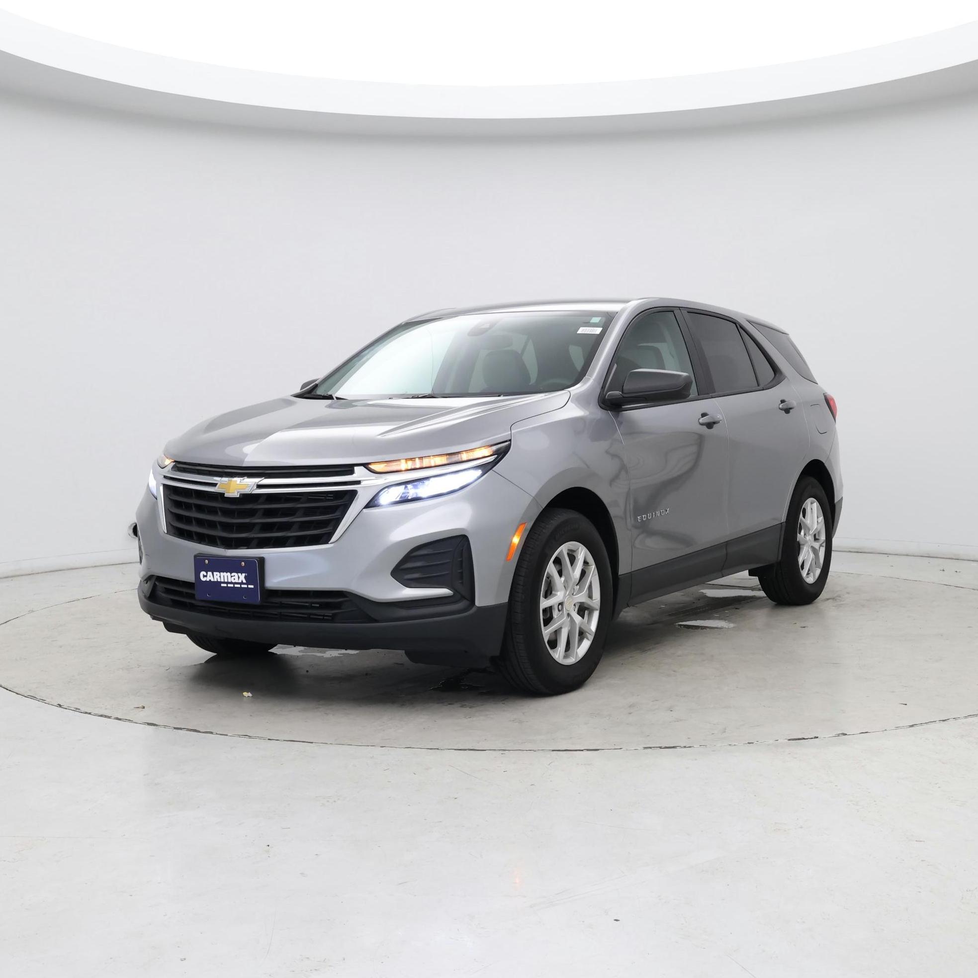 Thumbnail: 2023 Chevrolet Equinox - 4