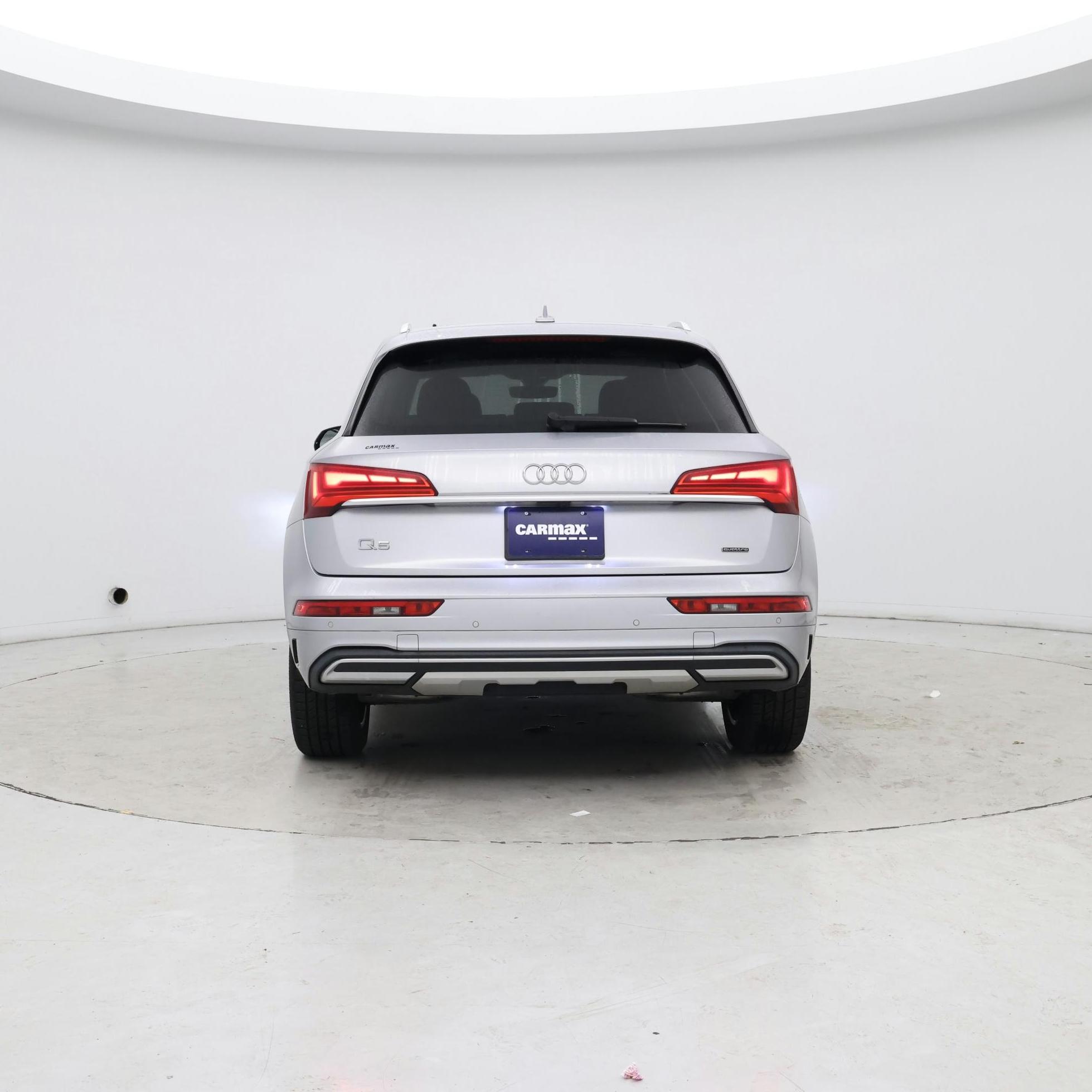 Thumbnail: 2022 Ford Explorer - 6