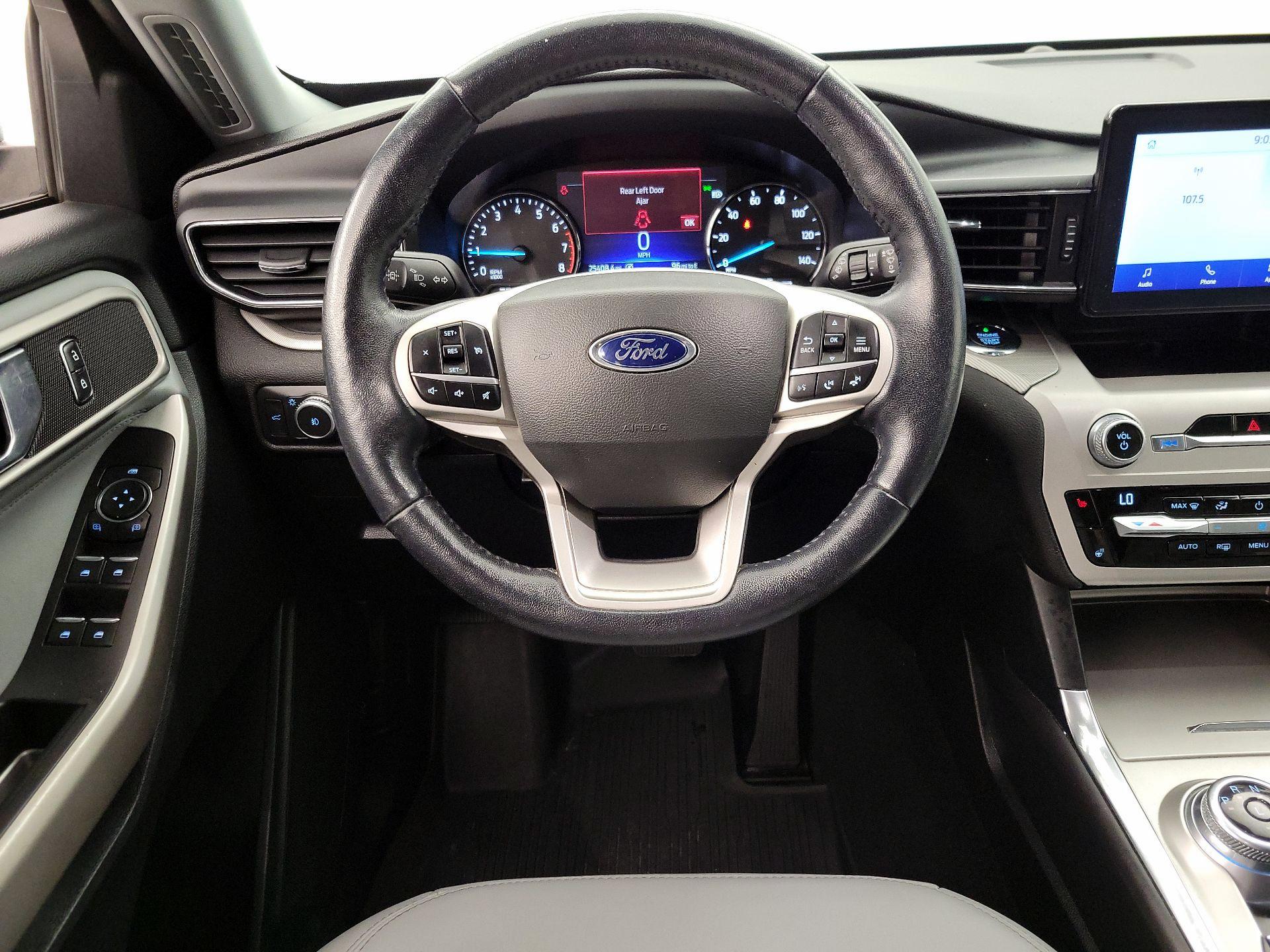 Thumbnail: 2021 Ford Explorer - 10