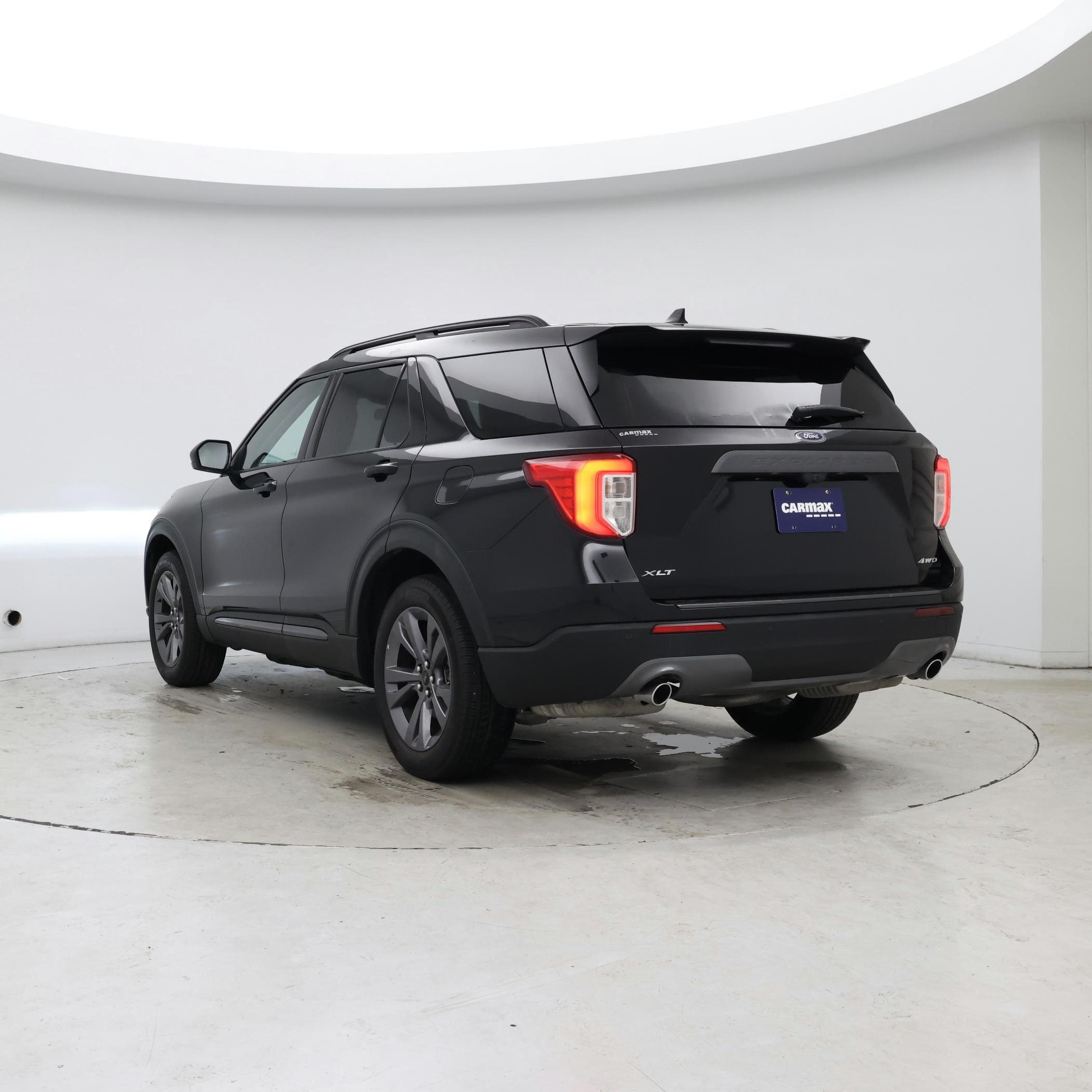 Thumbnail: 2021 Ford Explorer - 2