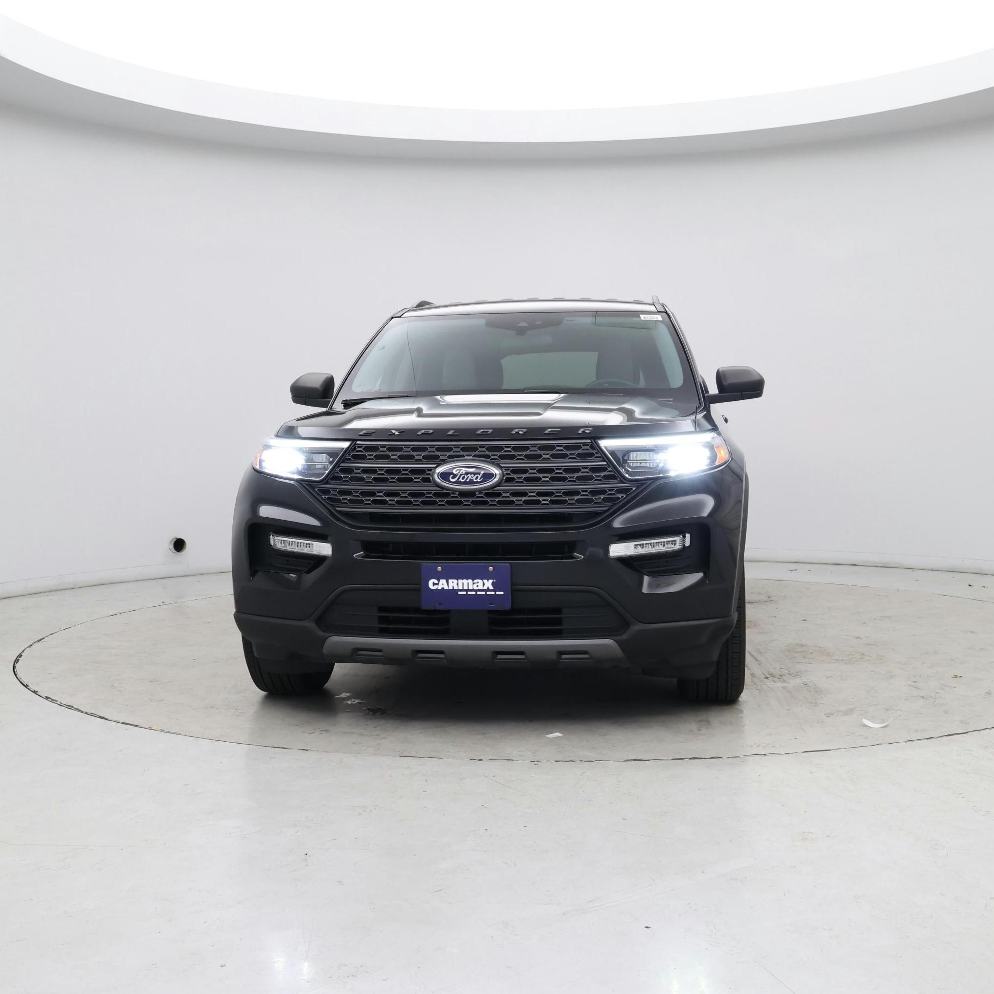 Thumbnail: 2021 Ford Explorer - 5