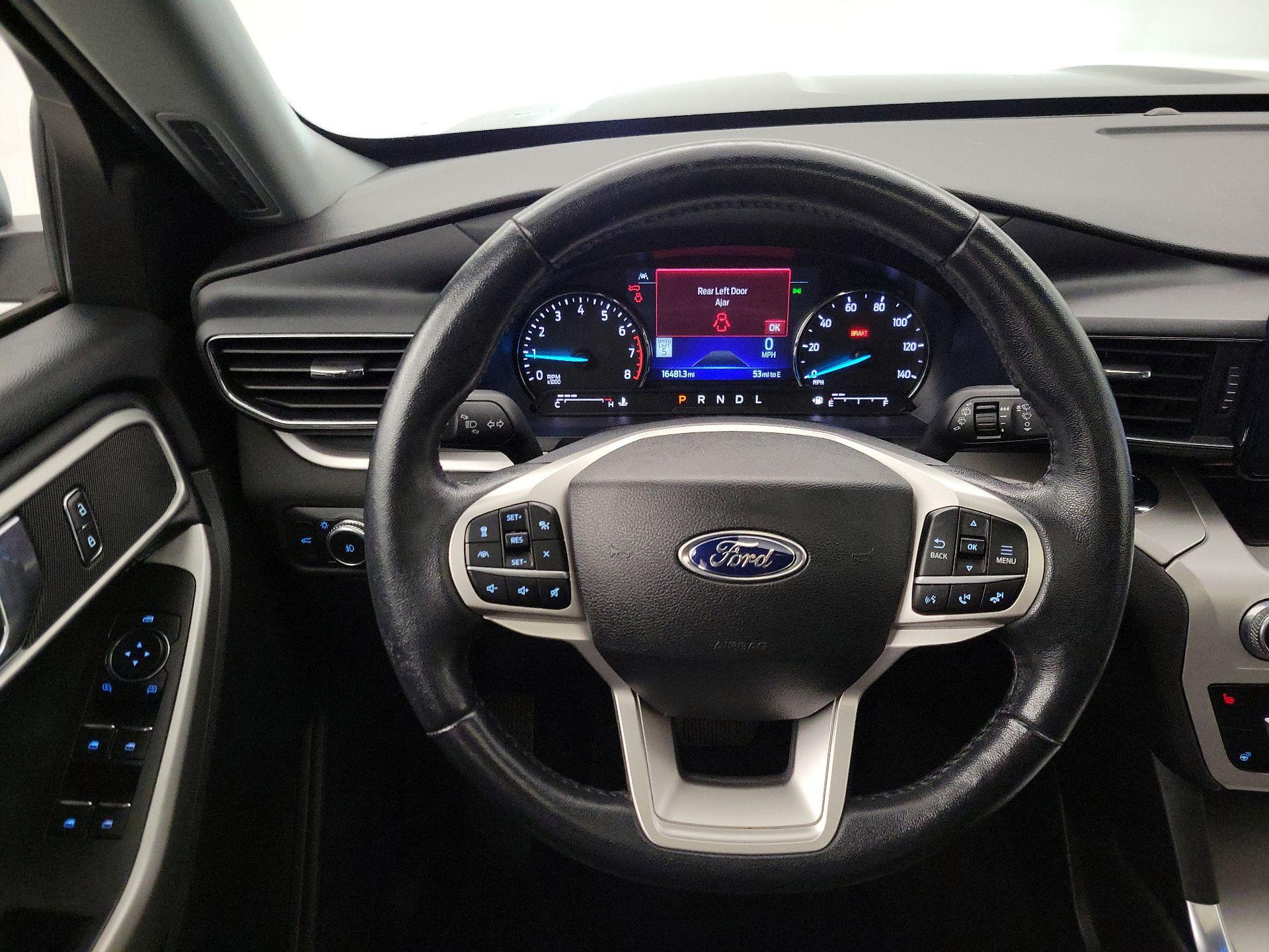 Thumbnail: 2022 Ford Explorer - 10
