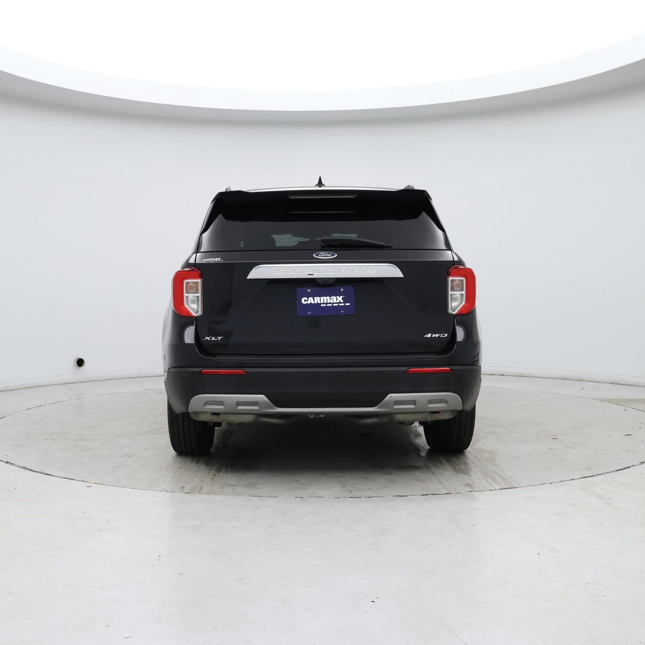 Thumbnail: 2022 Ford Explorer - 6