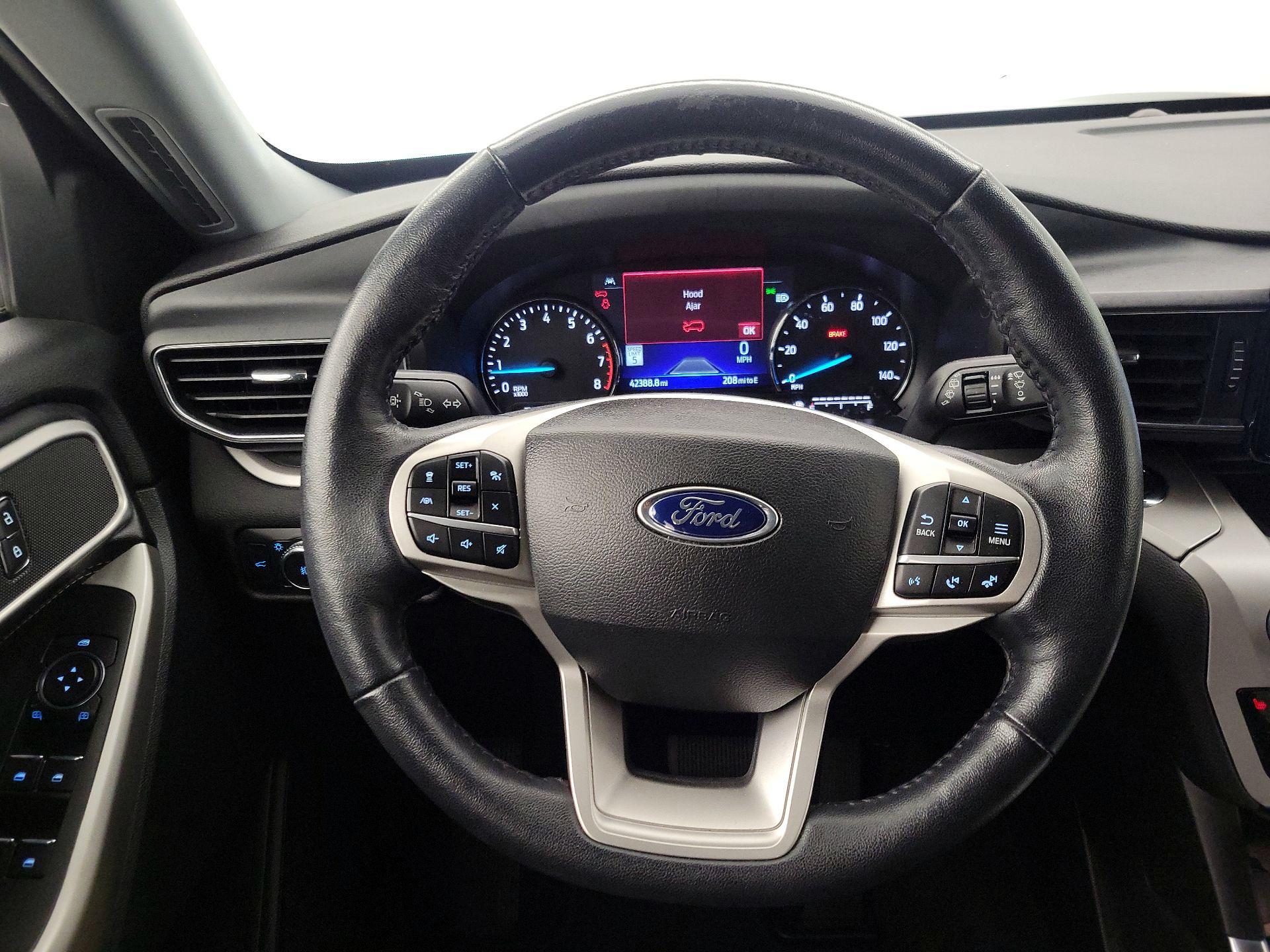 Thumbnail: 2022 Ford Explorer - 10