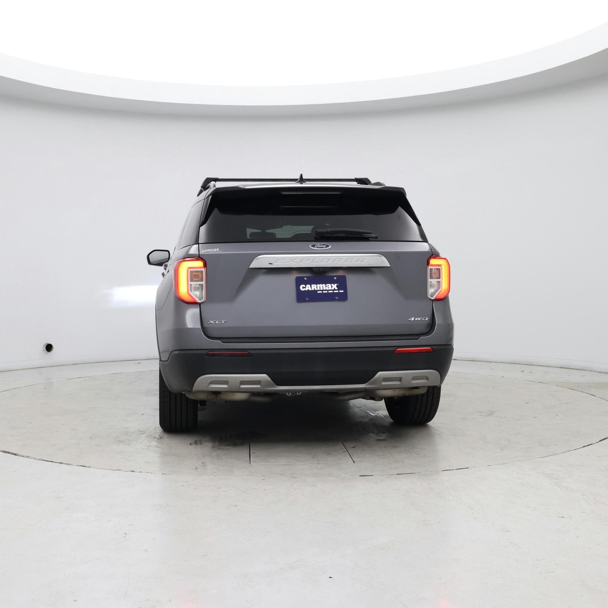Thumbnail: 2022 Ford Explorer - 6