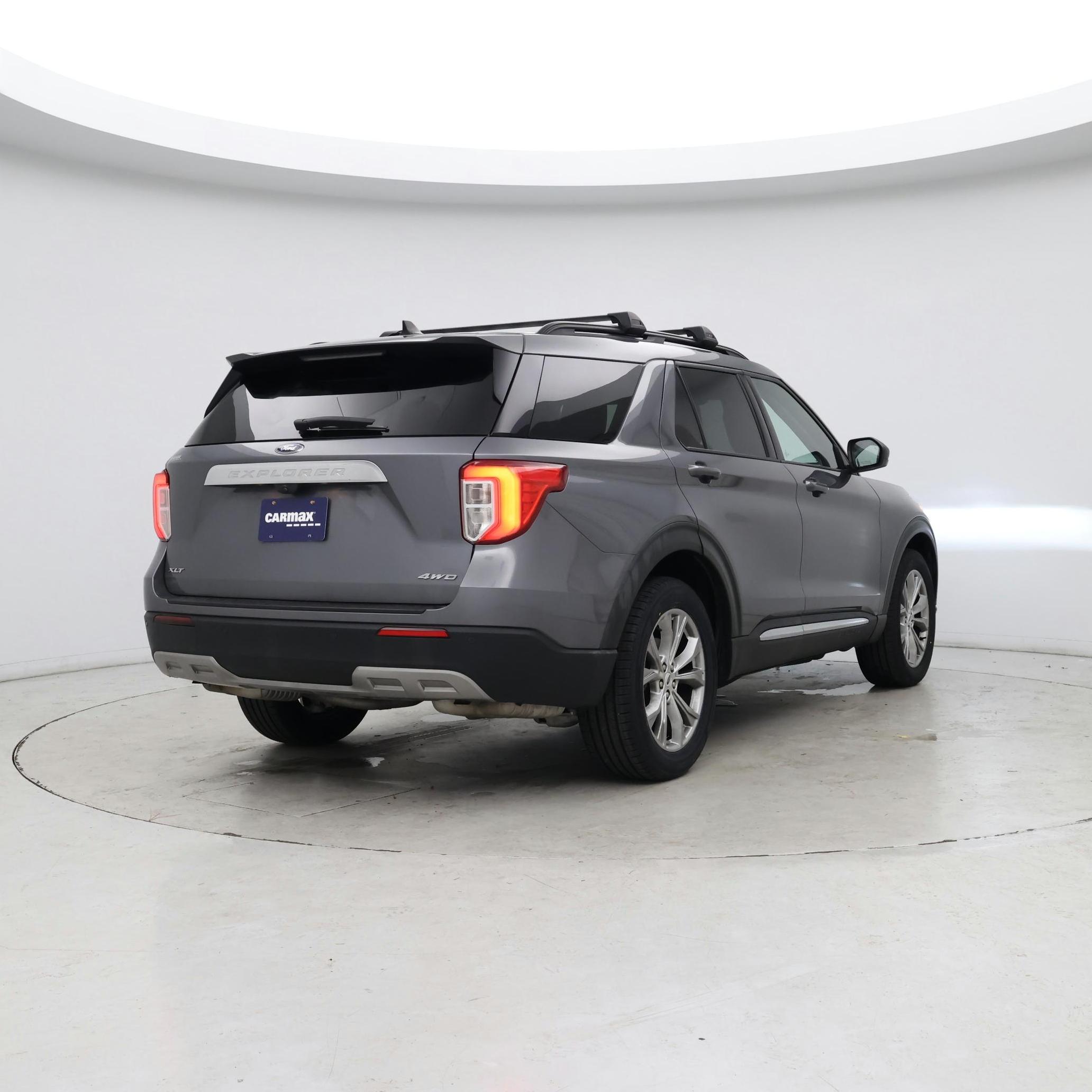 Thumbnail: 2022 Ford Explorer - 8