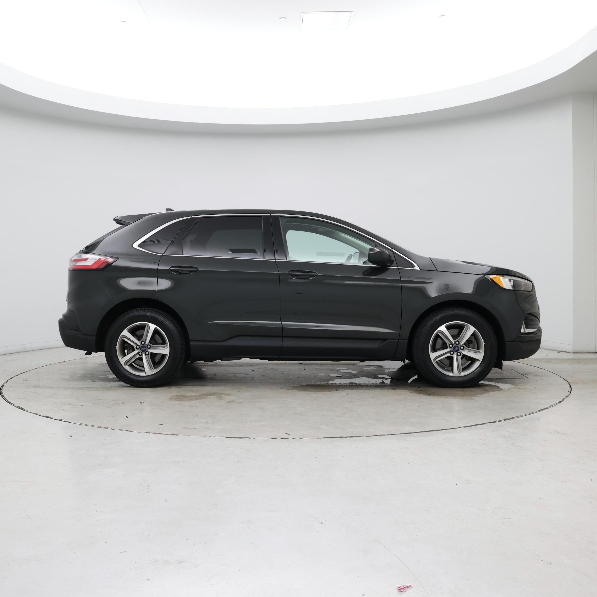 Thumbnail: 2022 Ford Edge - 7