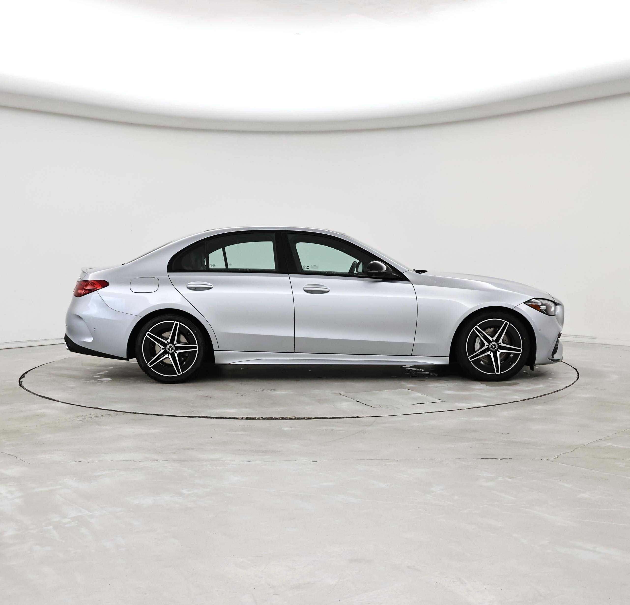 Thumbnail: 2022 Mercedes-Benz C-Class - 7