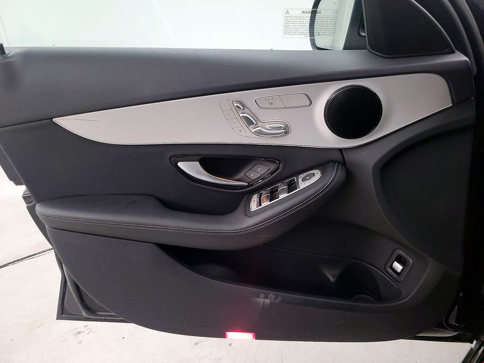 Thumbnail: 2021 Mercedes-Benz C-Class - 10