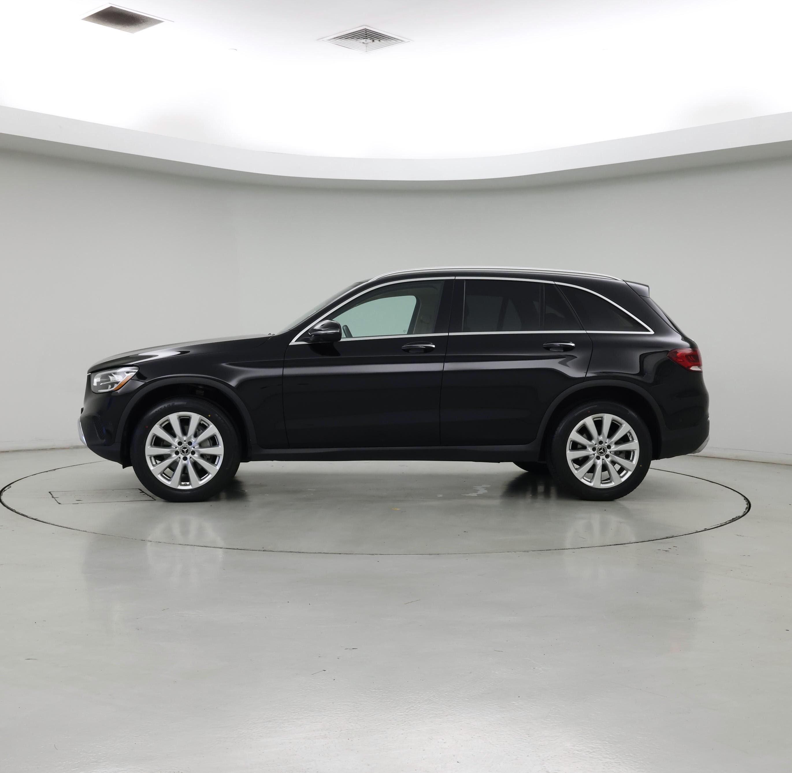 Thumbnail: 2021 Mercedes-Benz GLC - 3