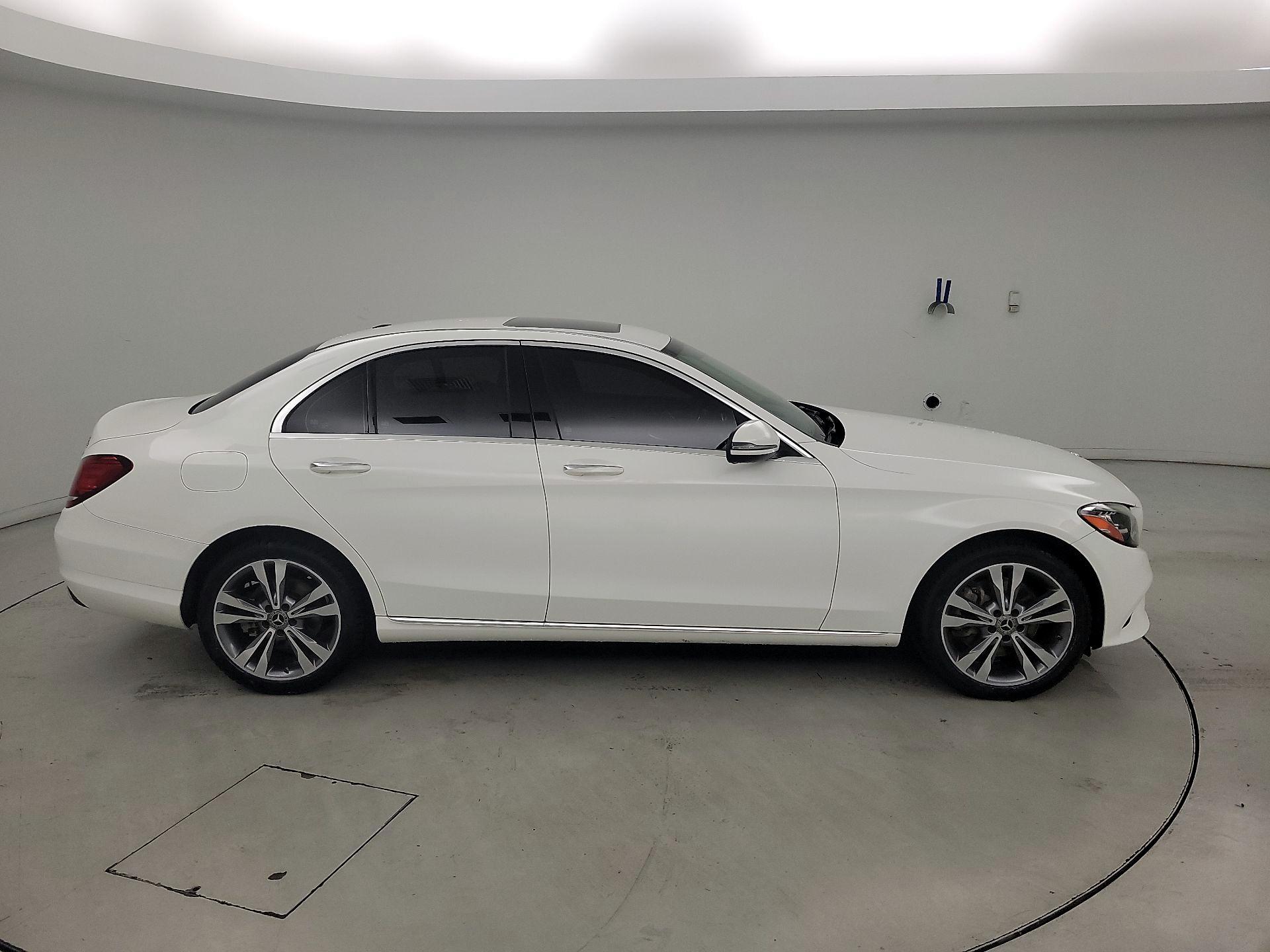 Thumbnail: 2021 Mercedes-Benz C-Class - 4