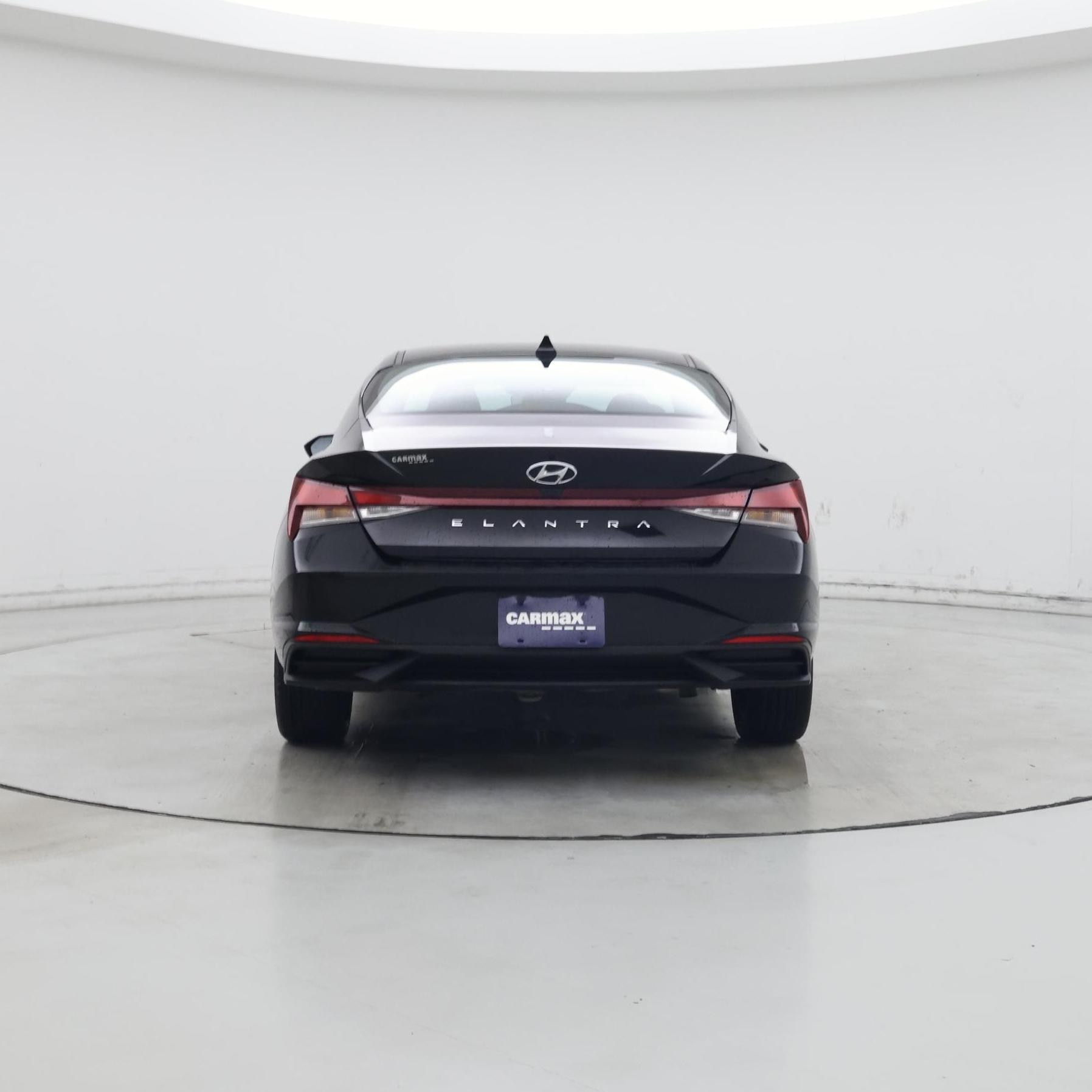 Thumbnail: 2023 Hyundai Elantra - 6