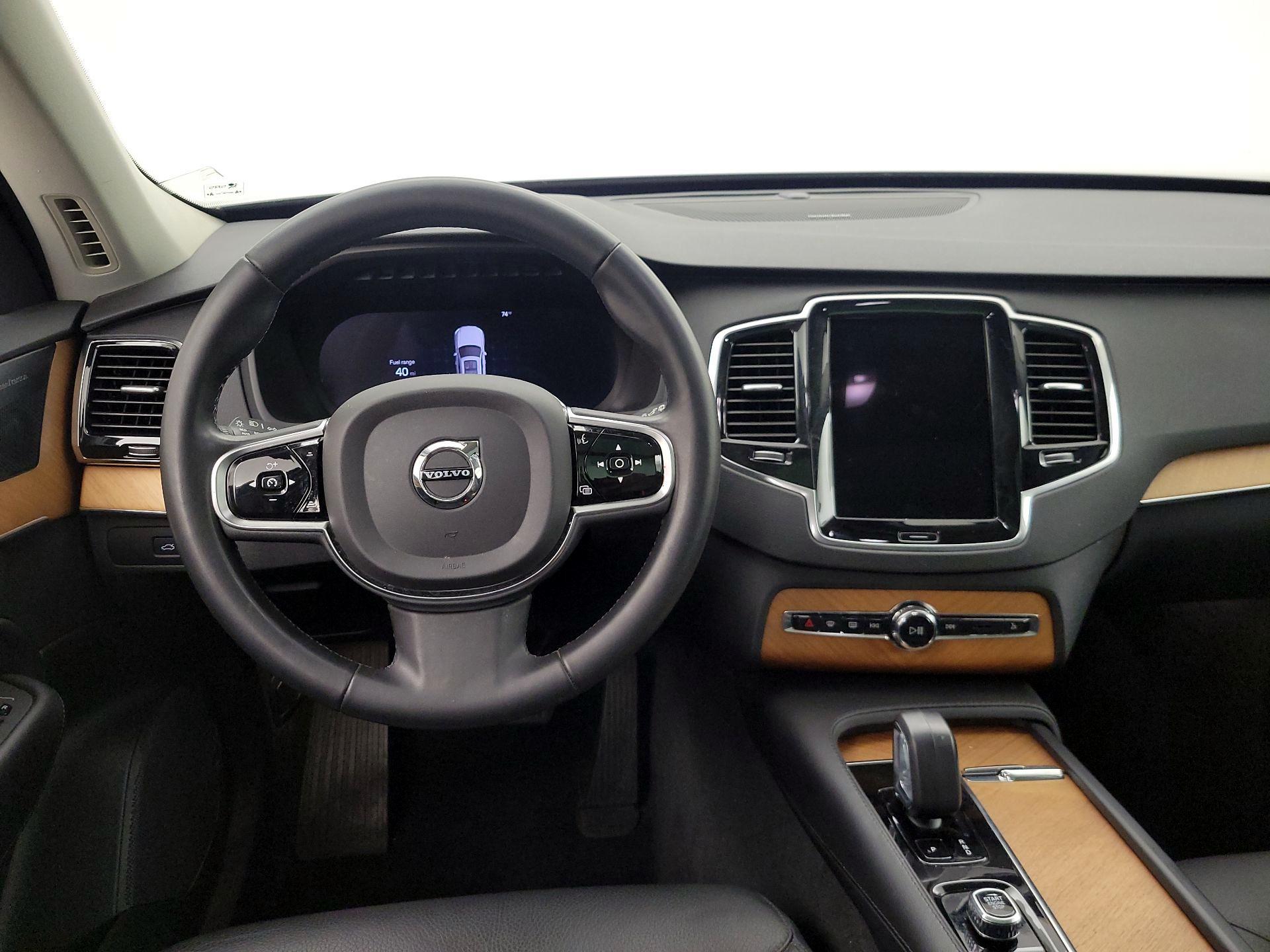 Thumbnail: 2023 Volvo XC90 - 10