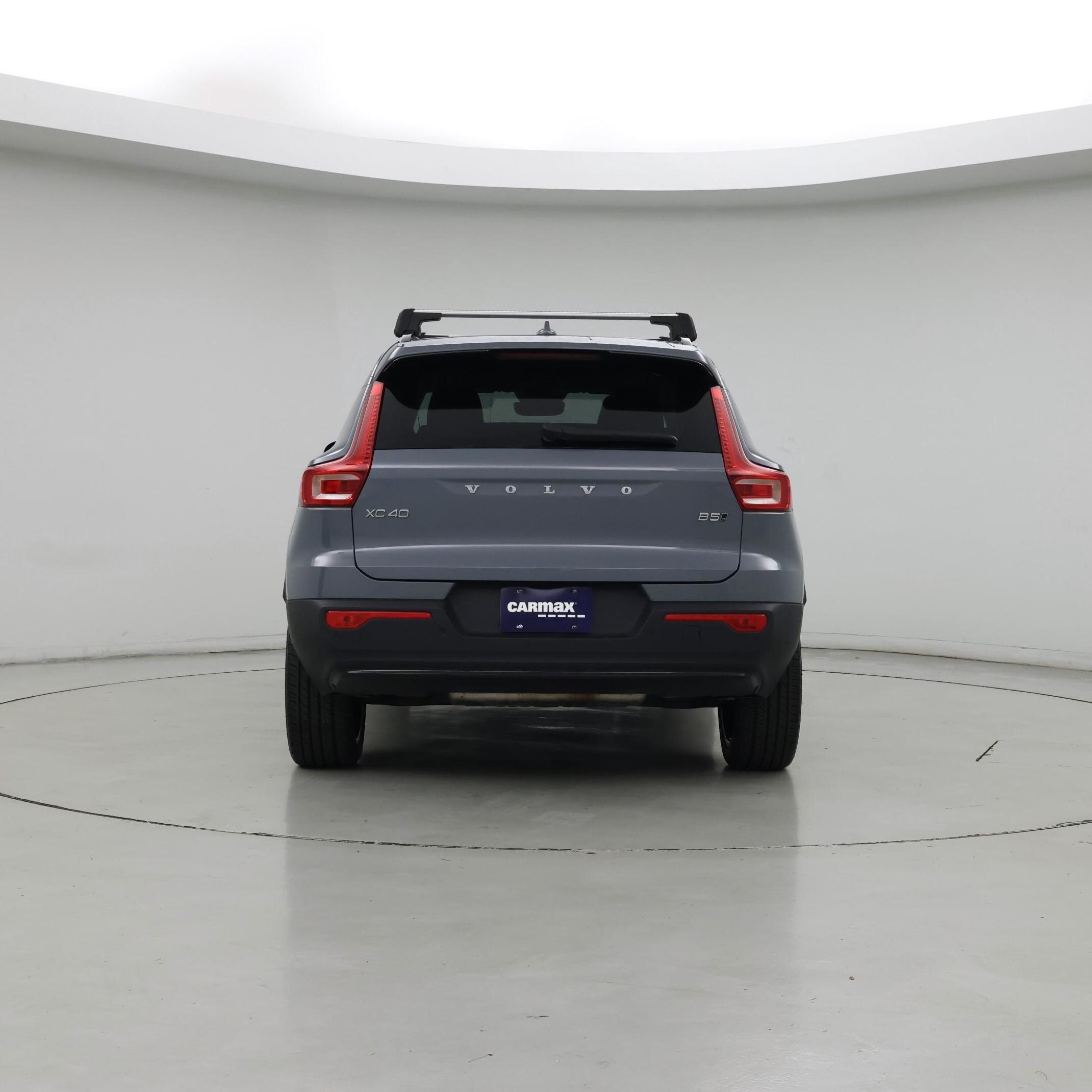 Thumbnail: 2023 Volvo XC40 - 6