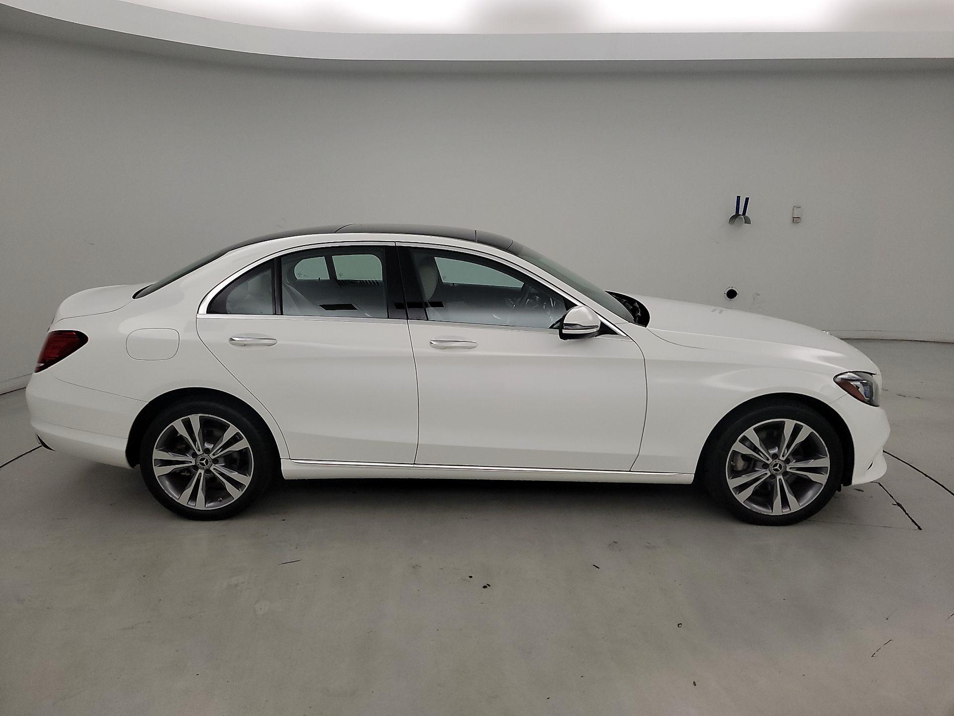 Thumbnail: 2021 Mercedes-Benz C-Class - 4