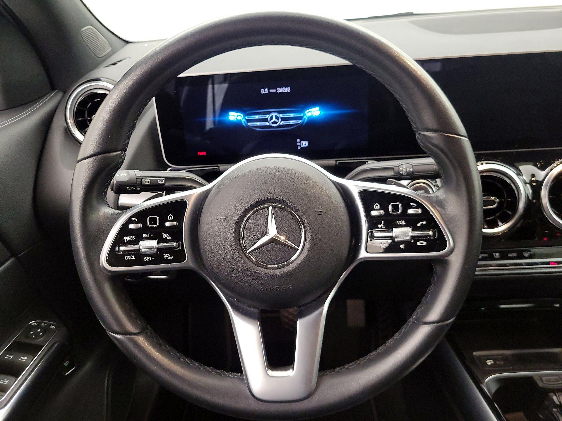 Thumbnail: 2021 Mercedes-Benz GLA - 10