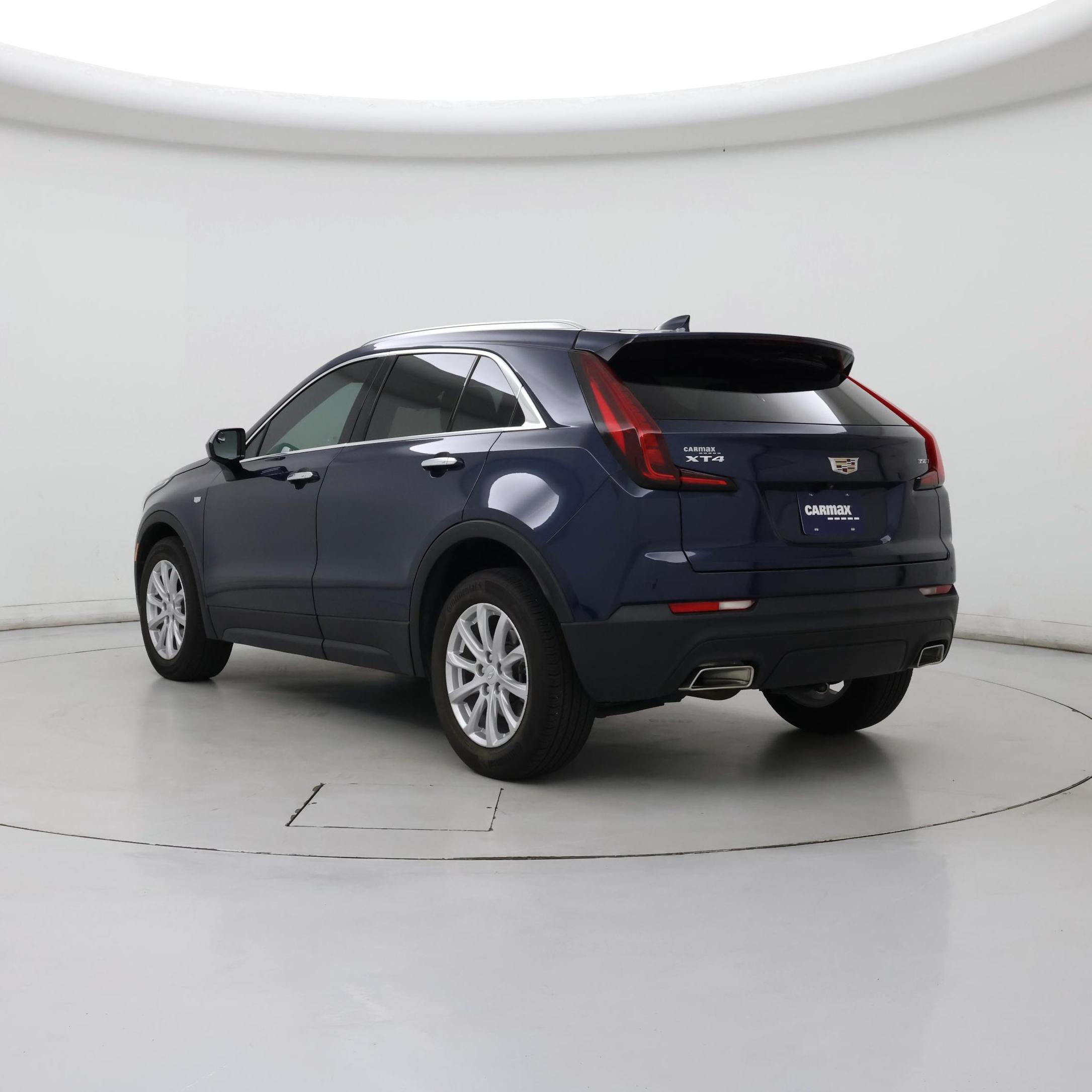 Thumbnail: 2022 Cadillac XT4 - 2