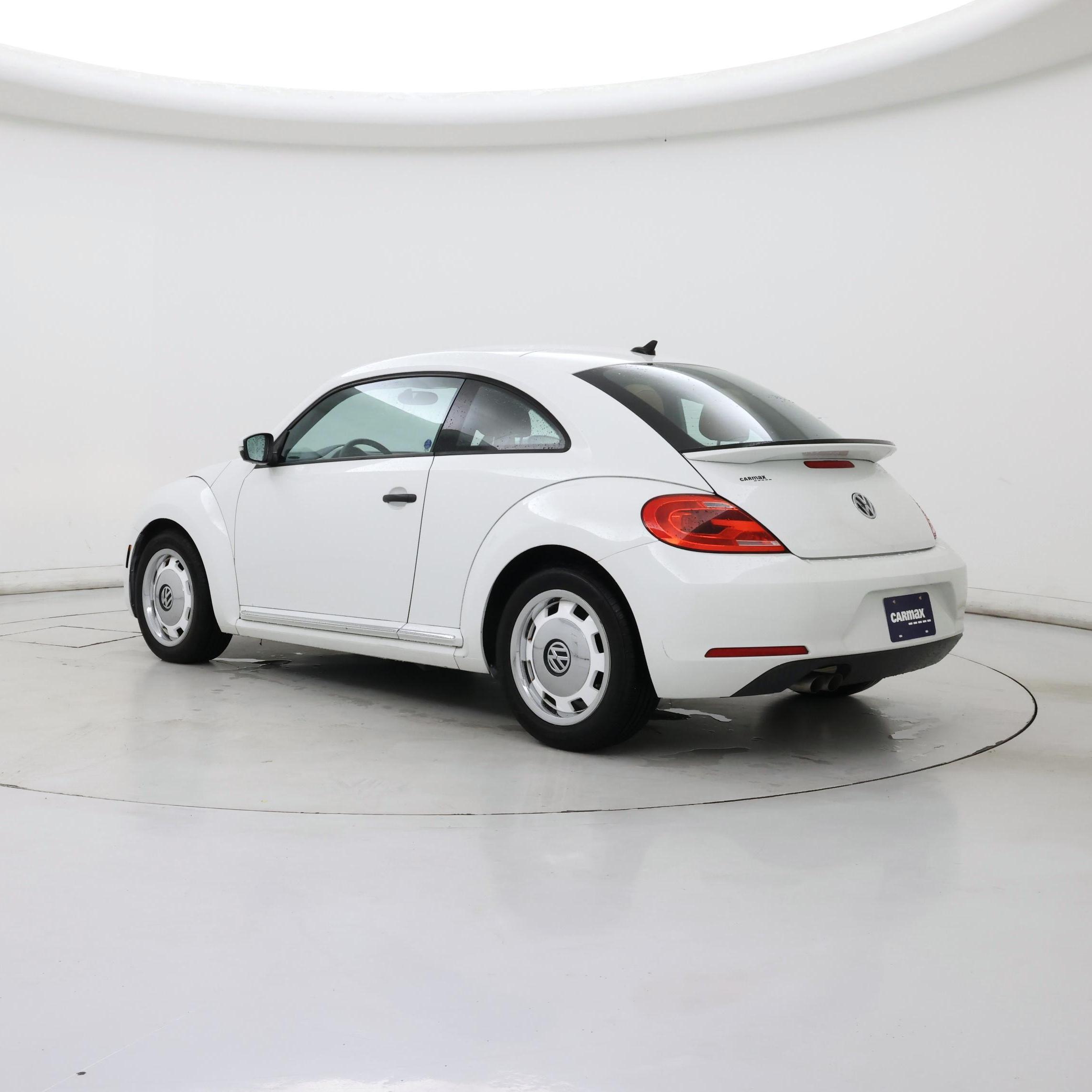 Thumbnail: 2015 Volkswagen Beetle - 2