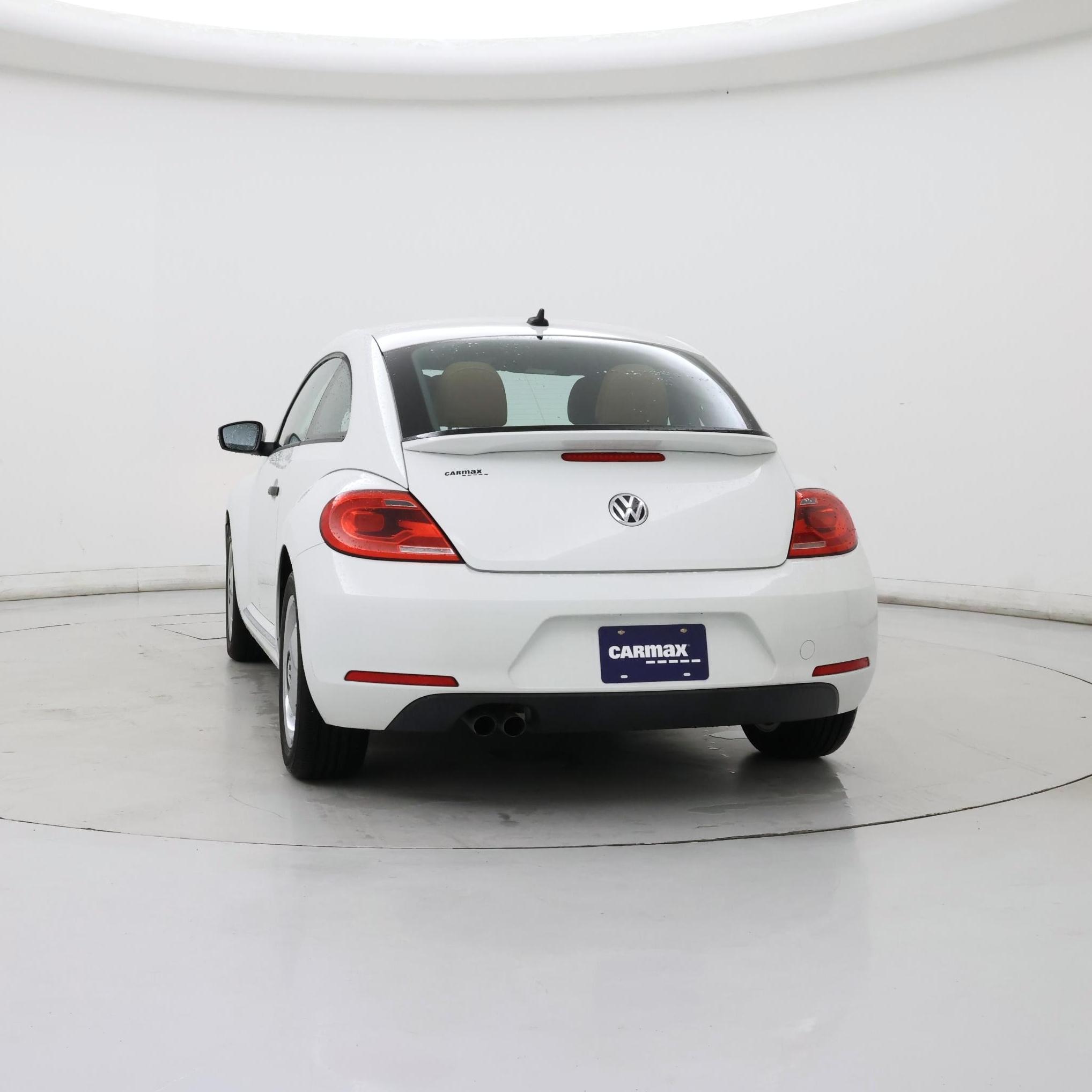 Thumbnail: 2015 Volkswagen Beetle - 6