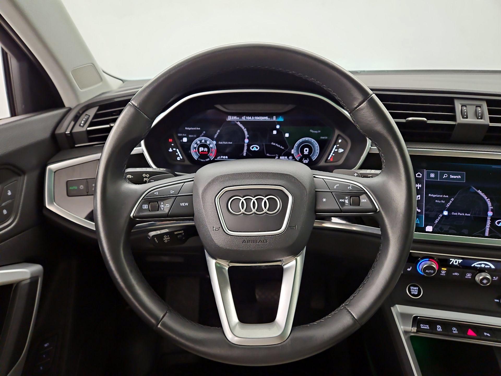 Thumbnail: 2022 Audi Q3 - 10