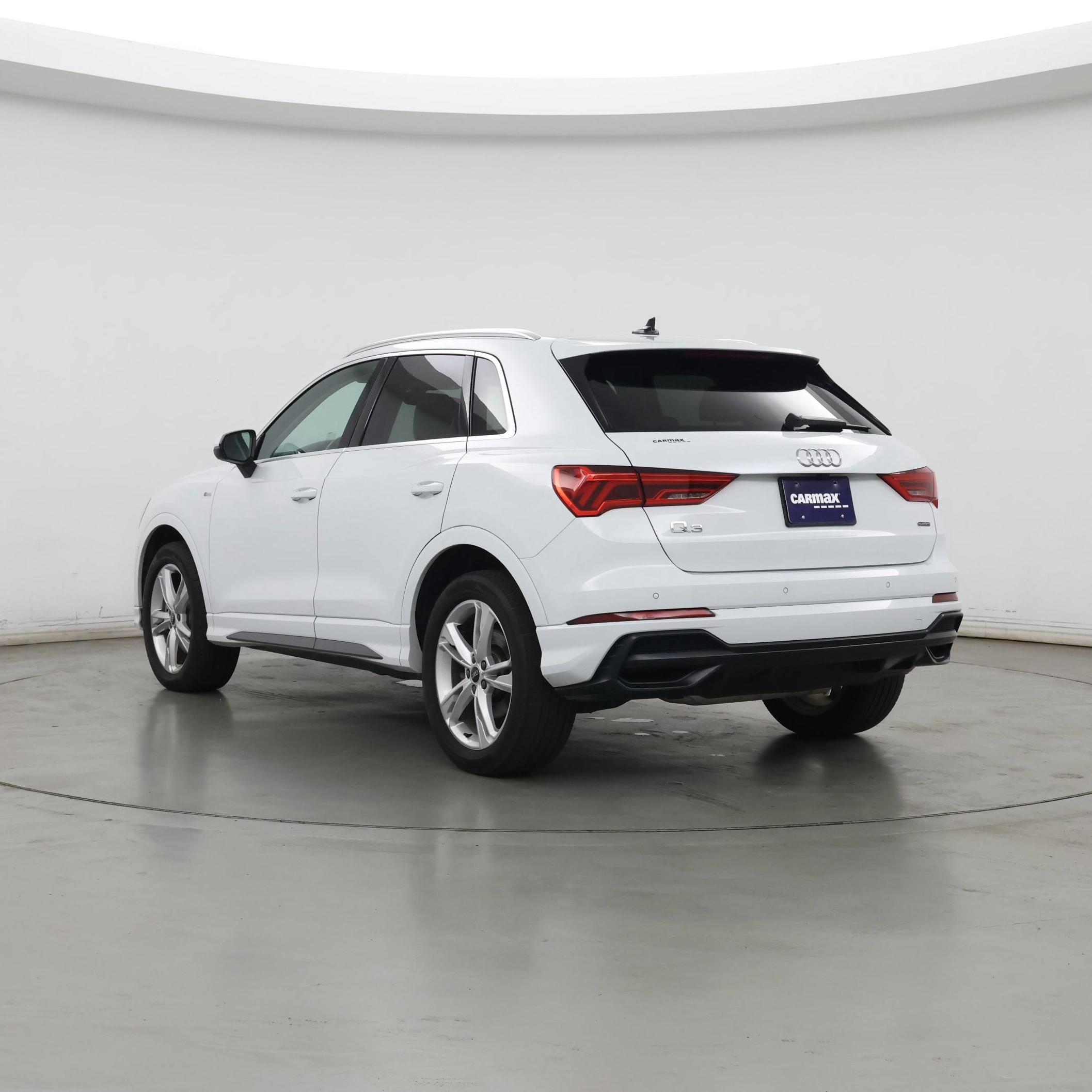 Thumbnail: 2022 Audi Q3 - 2