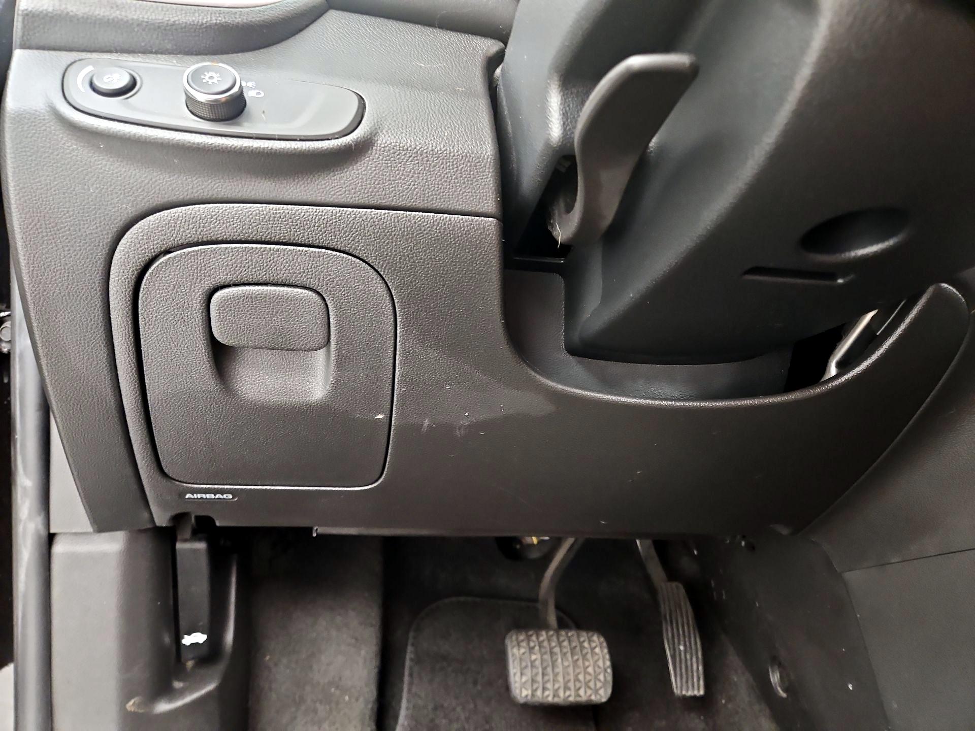 Thumbnail: 2021 Chevrolet Trax - 13