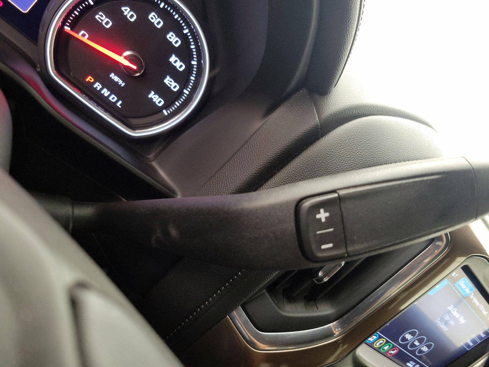 Thumbnail: 2019 Chevrolet Silverado 1500 - 18