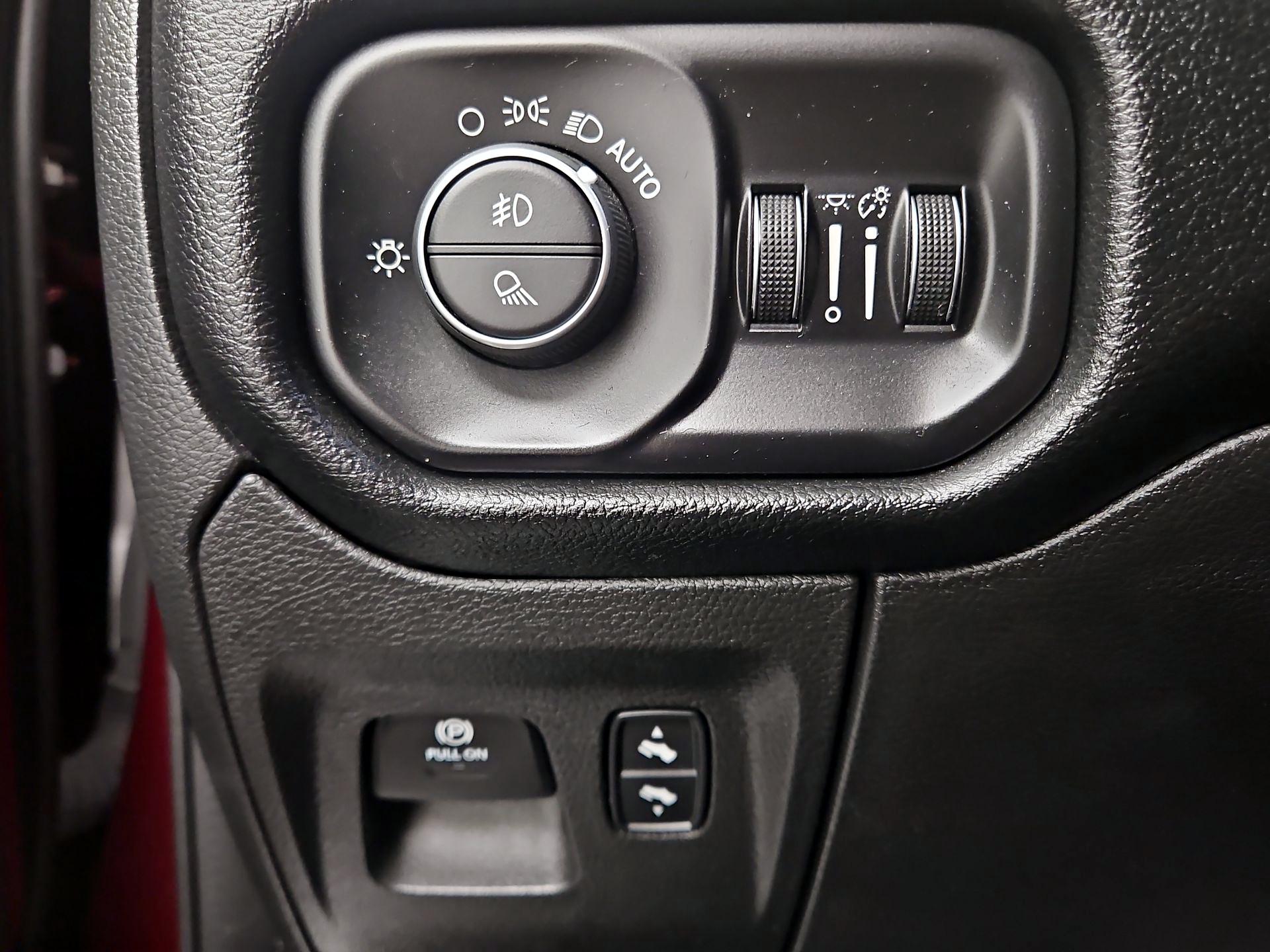 Thumbnail: 2022 RAM 1500 - 13