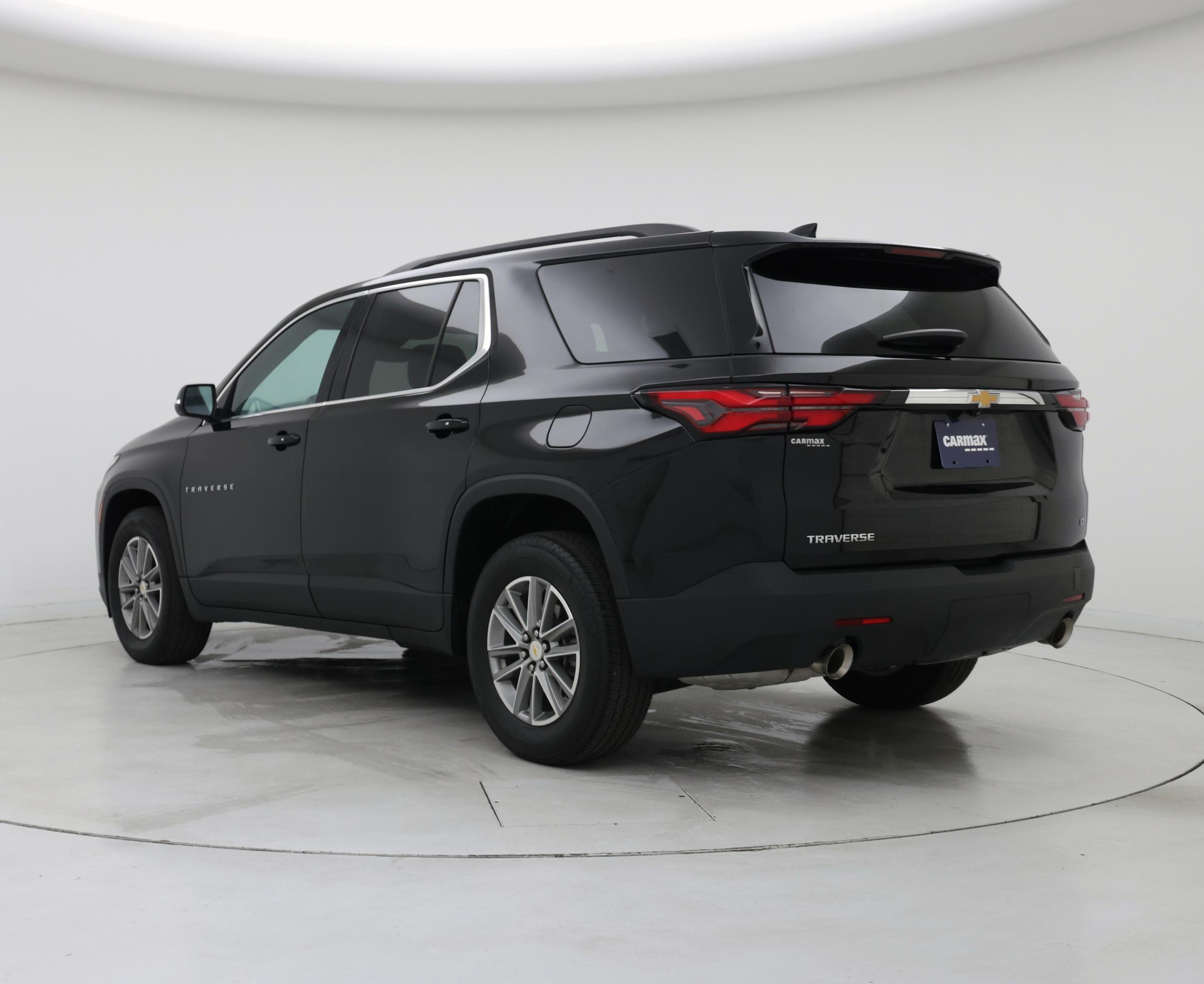 Thumbnail: 2023 Chevrolet Traverse - 2