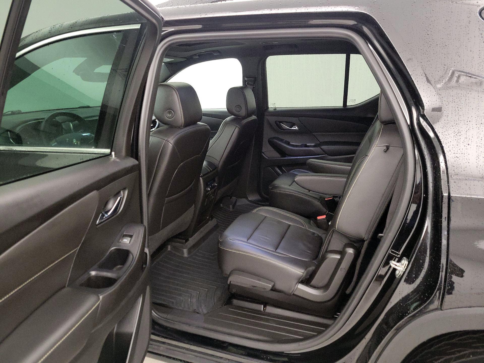 Thumbnail: 2022 Chevrolet Traverse - 20