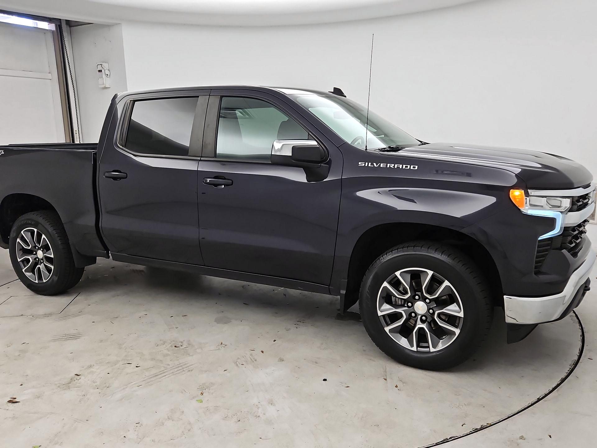 Thumbnail: 2022 Chevrolet Silverado 1500 - 1