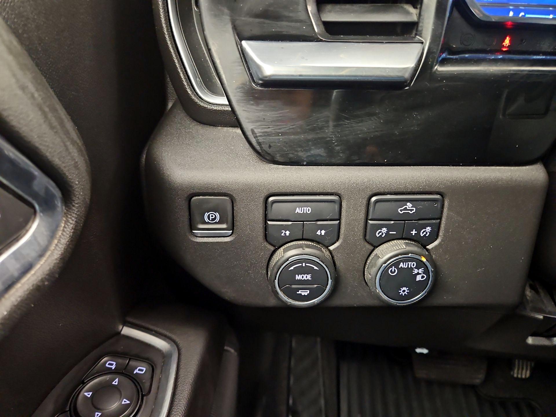 Thumbnail: 2022 Chevrolet Silverado 1500 - 11