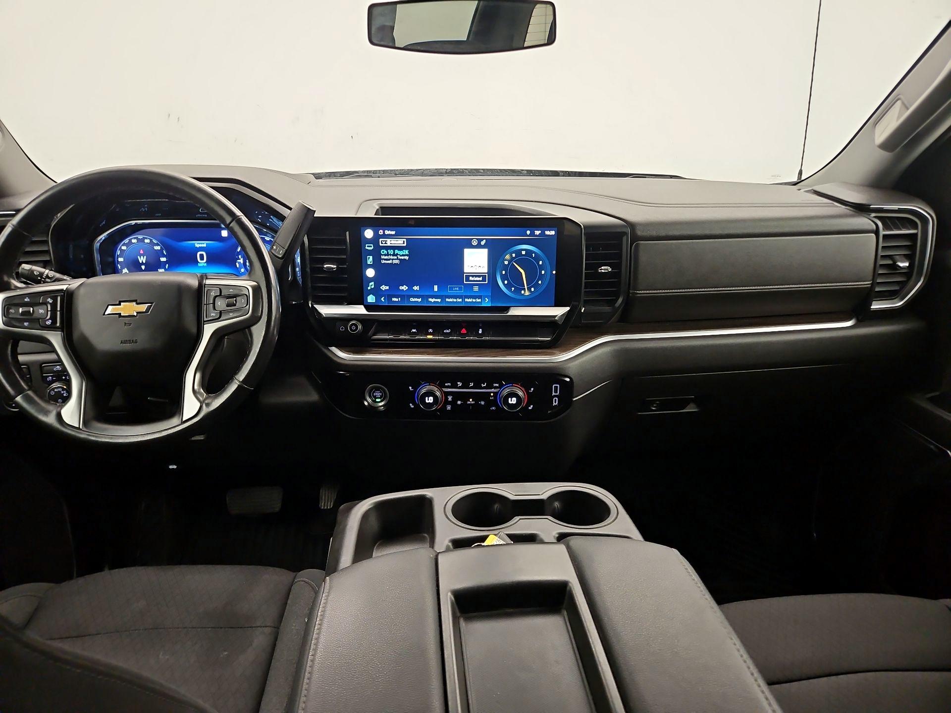 Thumbnail: 2022 Chevrolet Silverado 1500 - 8
