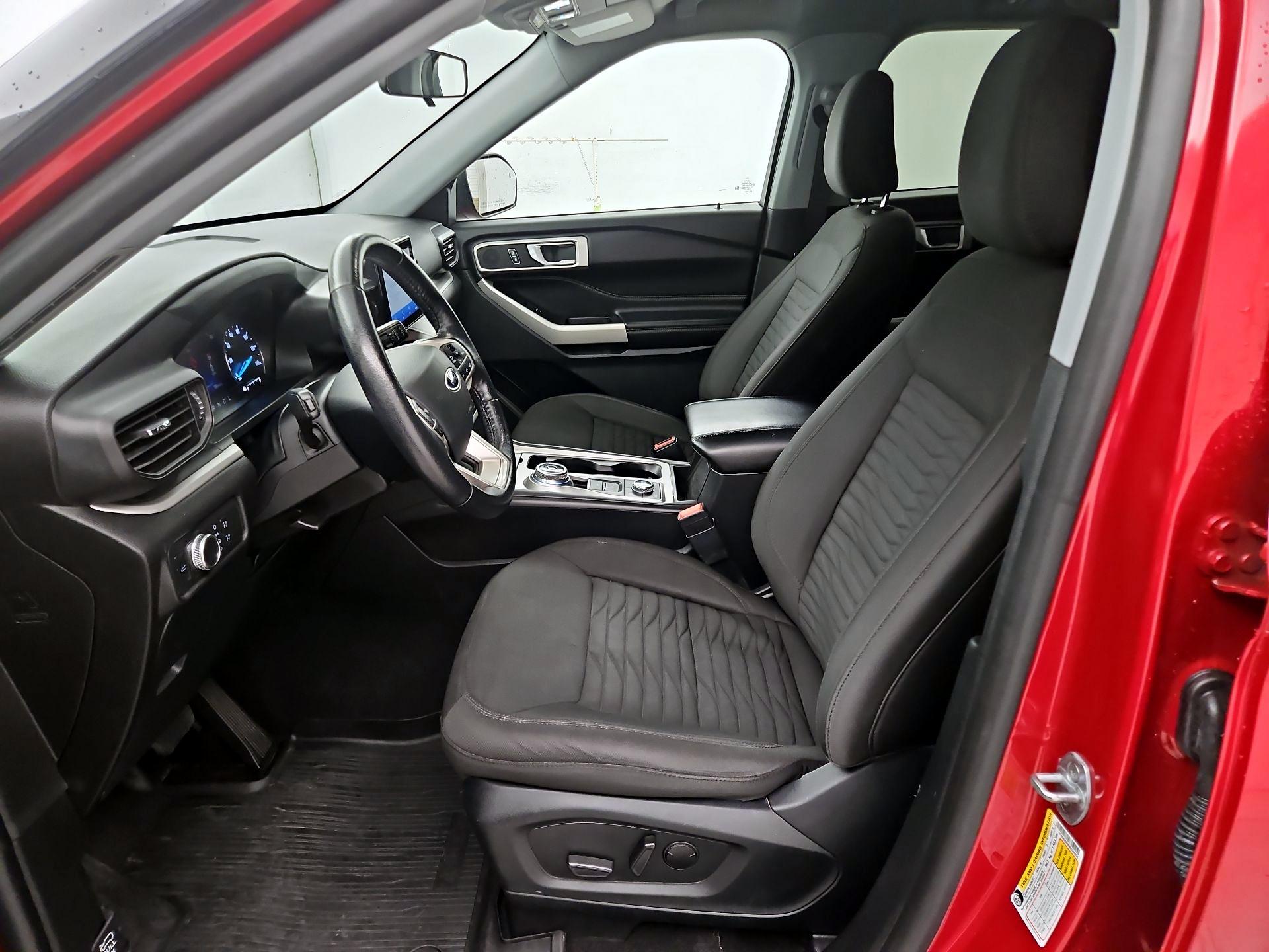 Thumbnail: 2021 Ford Explorer - 11