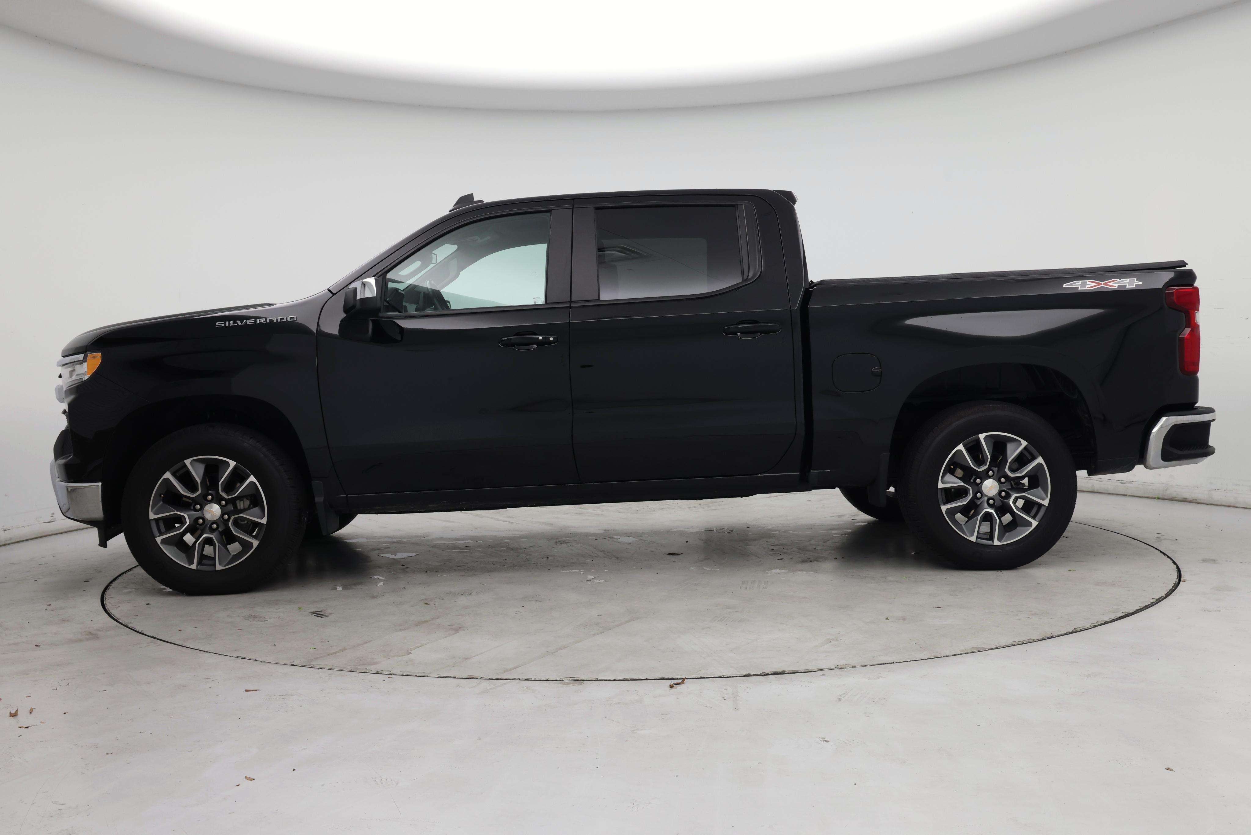 Thumbnail: 2022 Chevrolet Silverado 1500 - 3
