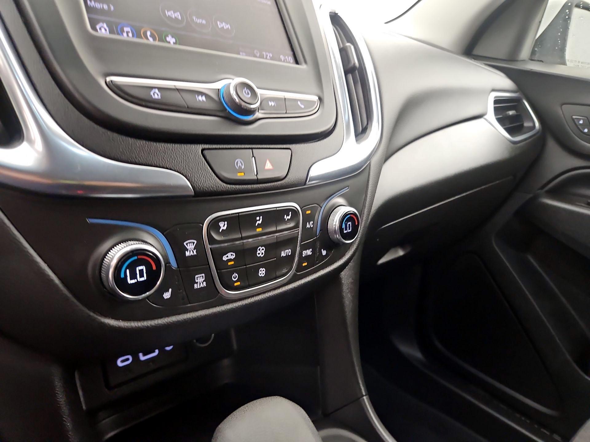 Thumbnail: 2022 Chevrolet Equinox - 16