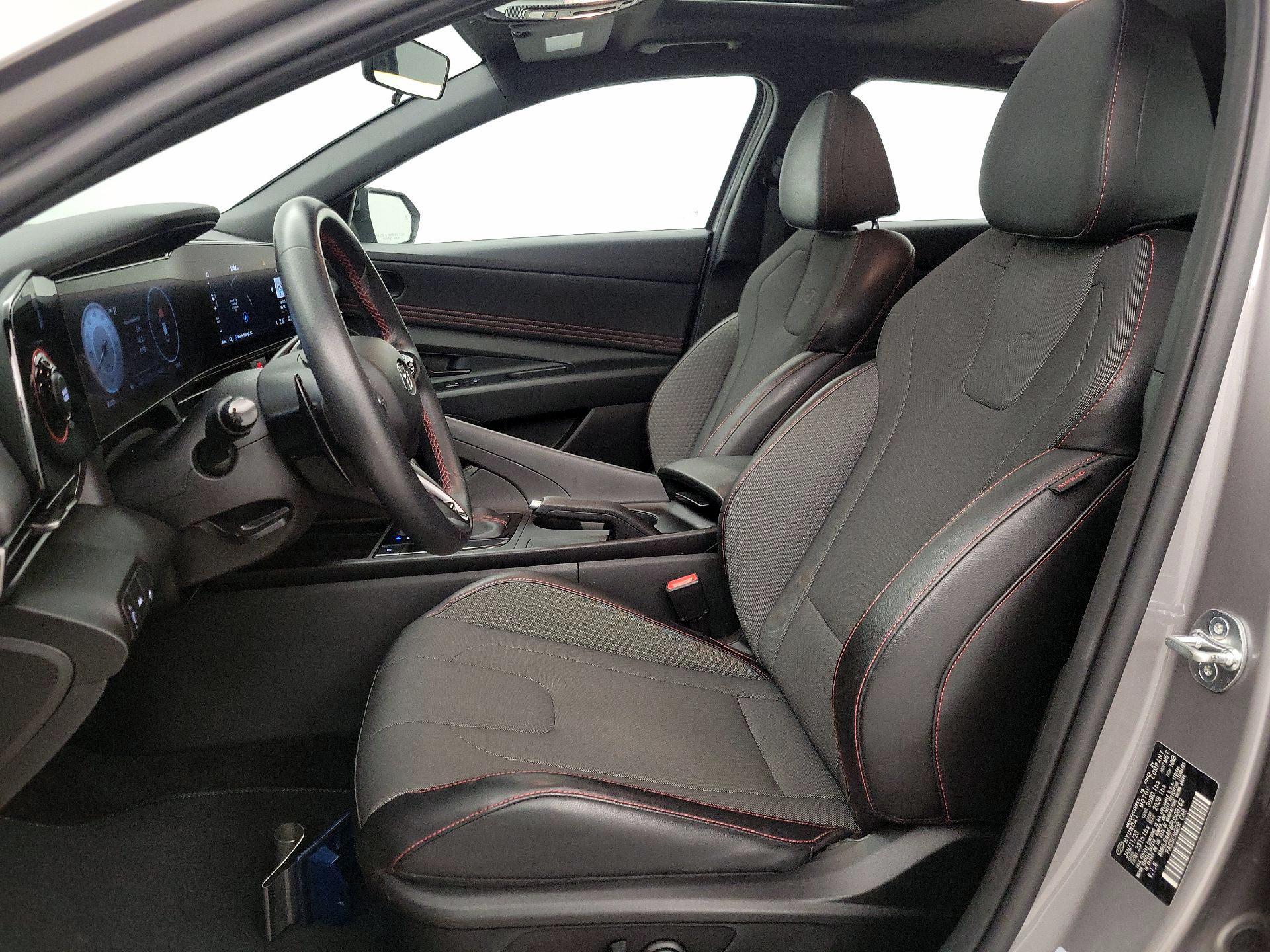 Thumbnail: 2023 Hyundai Elantra - 9