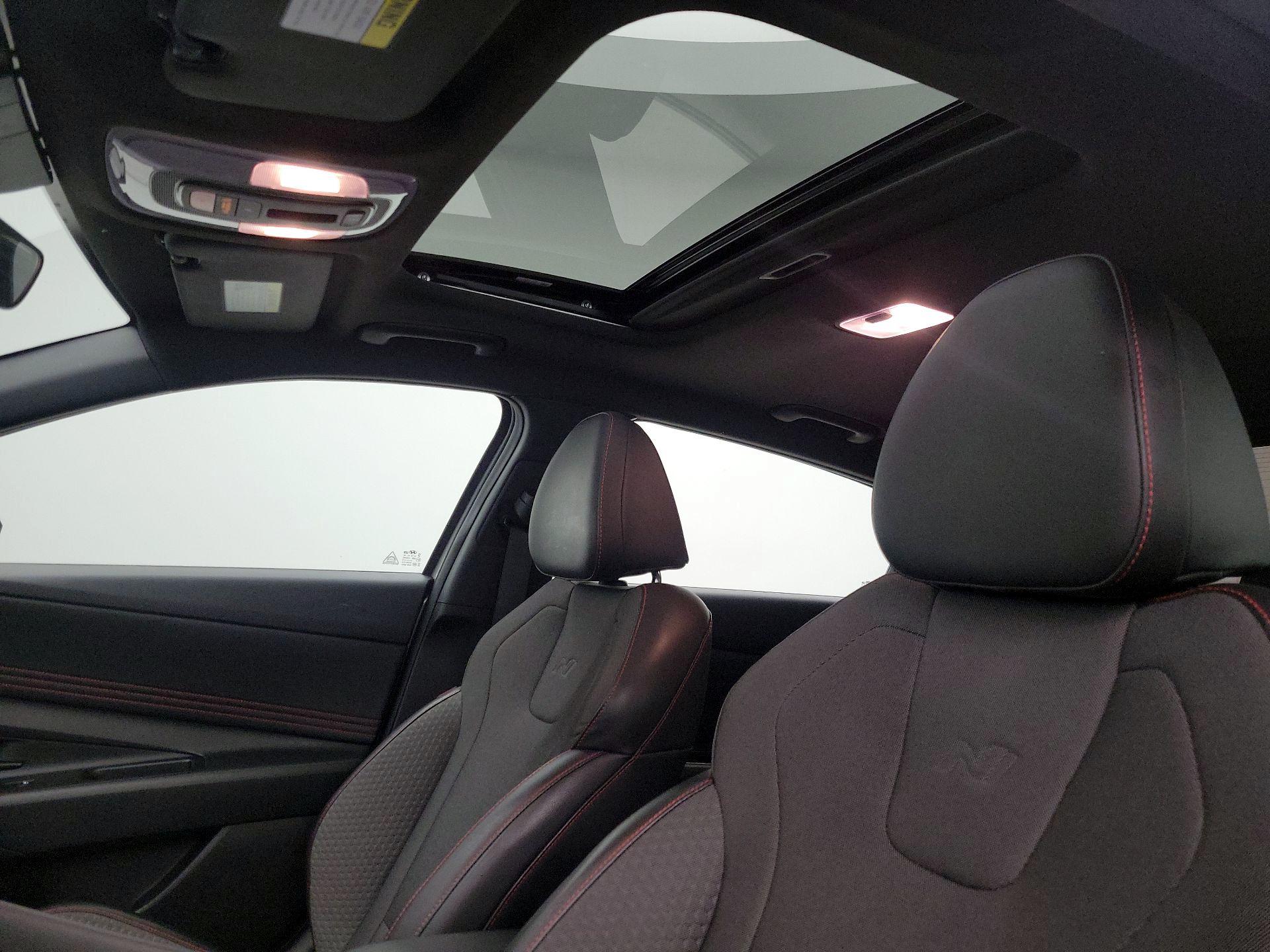 Thumbnail: 2023 Hyundai Elantra - 18