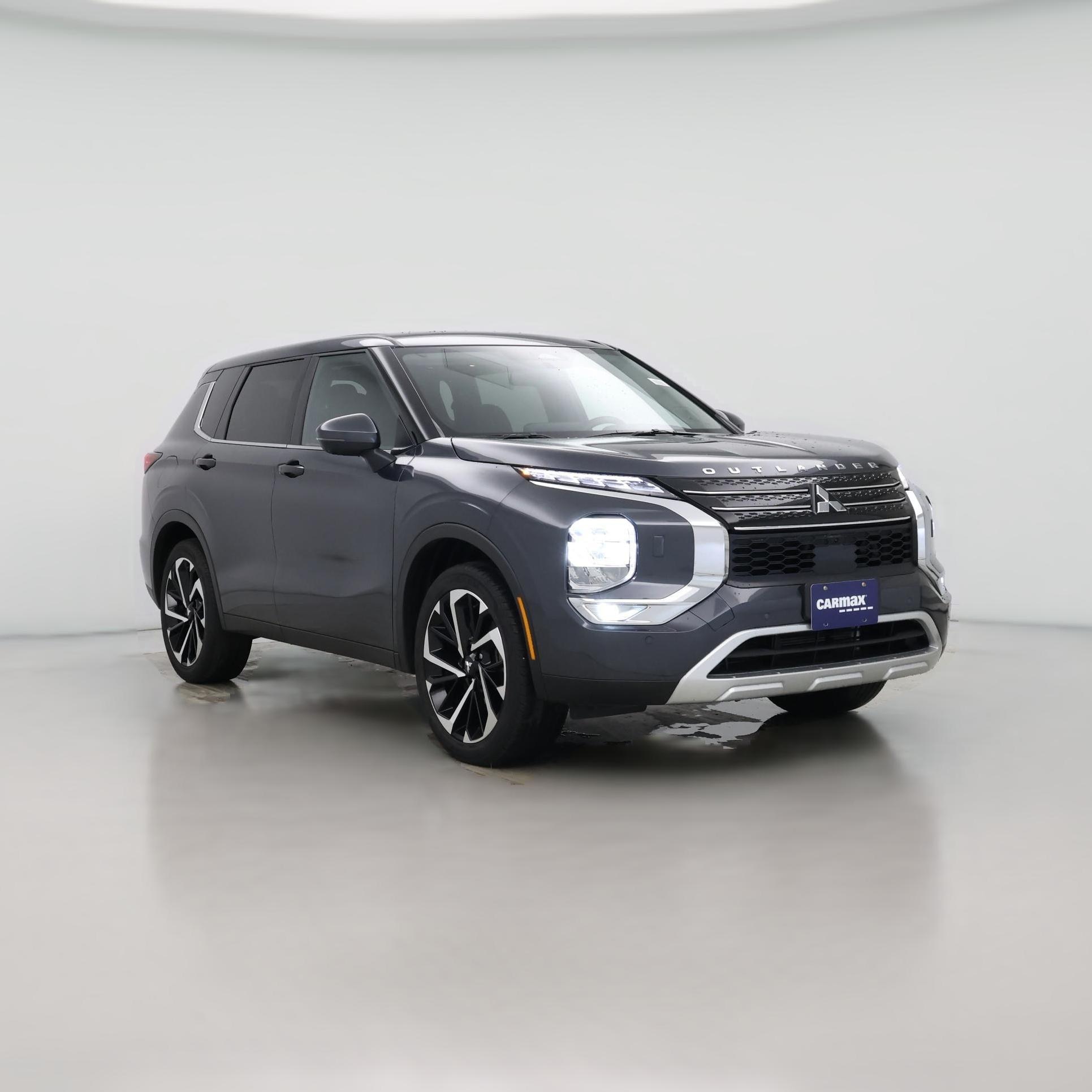 Thumbnail: 2024 Mitsubishi Outlander - 1