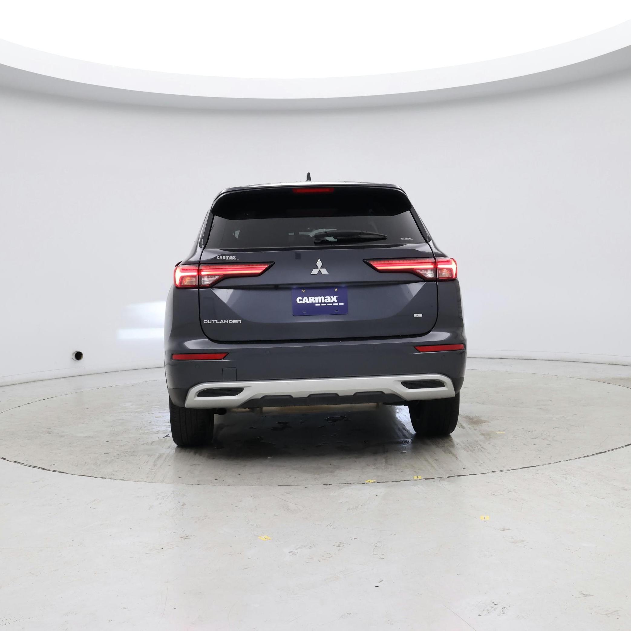 Thumbnail: 2024 Mitsubishi Outlander - 6