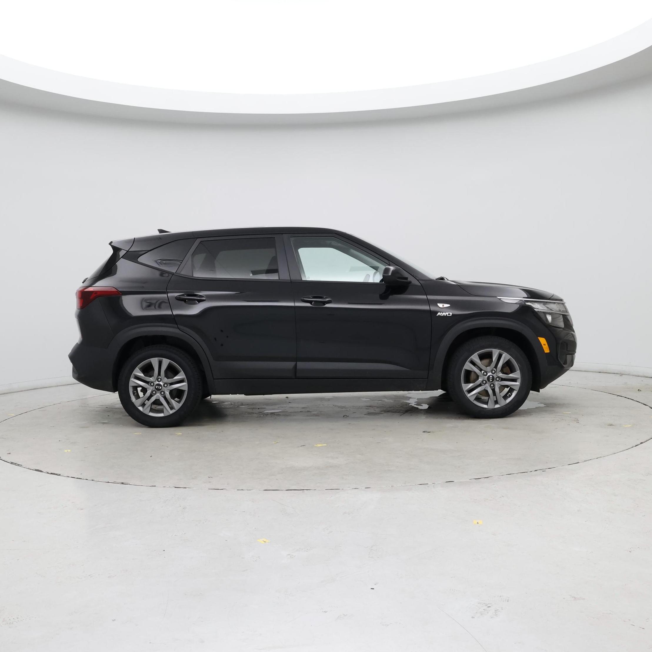 Thumbnail: 2021 Kia Seltos - 7