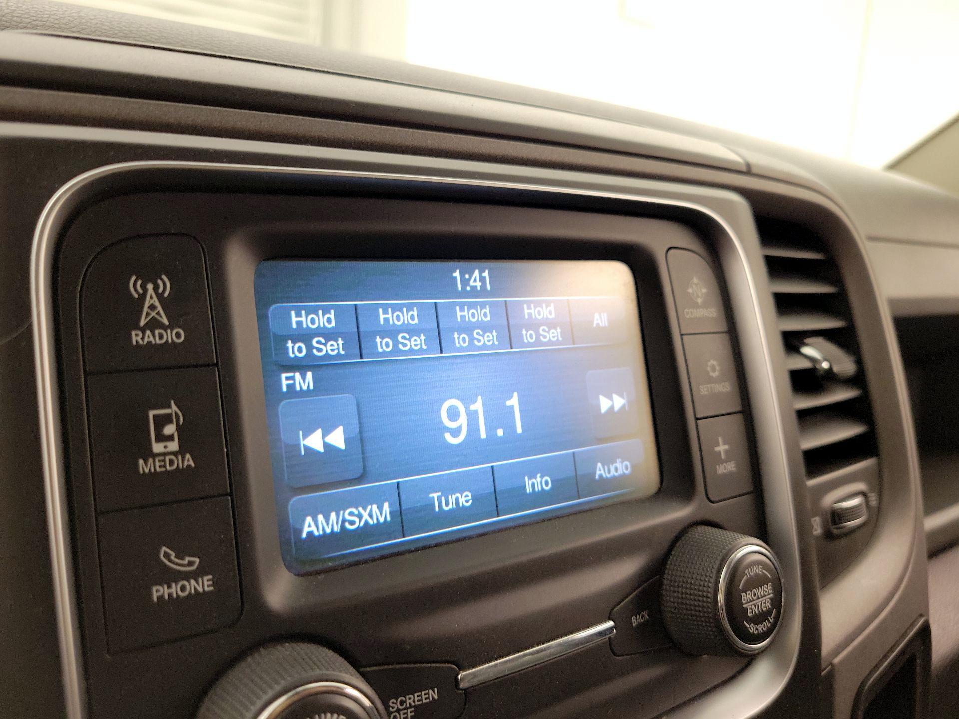 Thumbnail: 2020 RAM 1500 Classic - 15