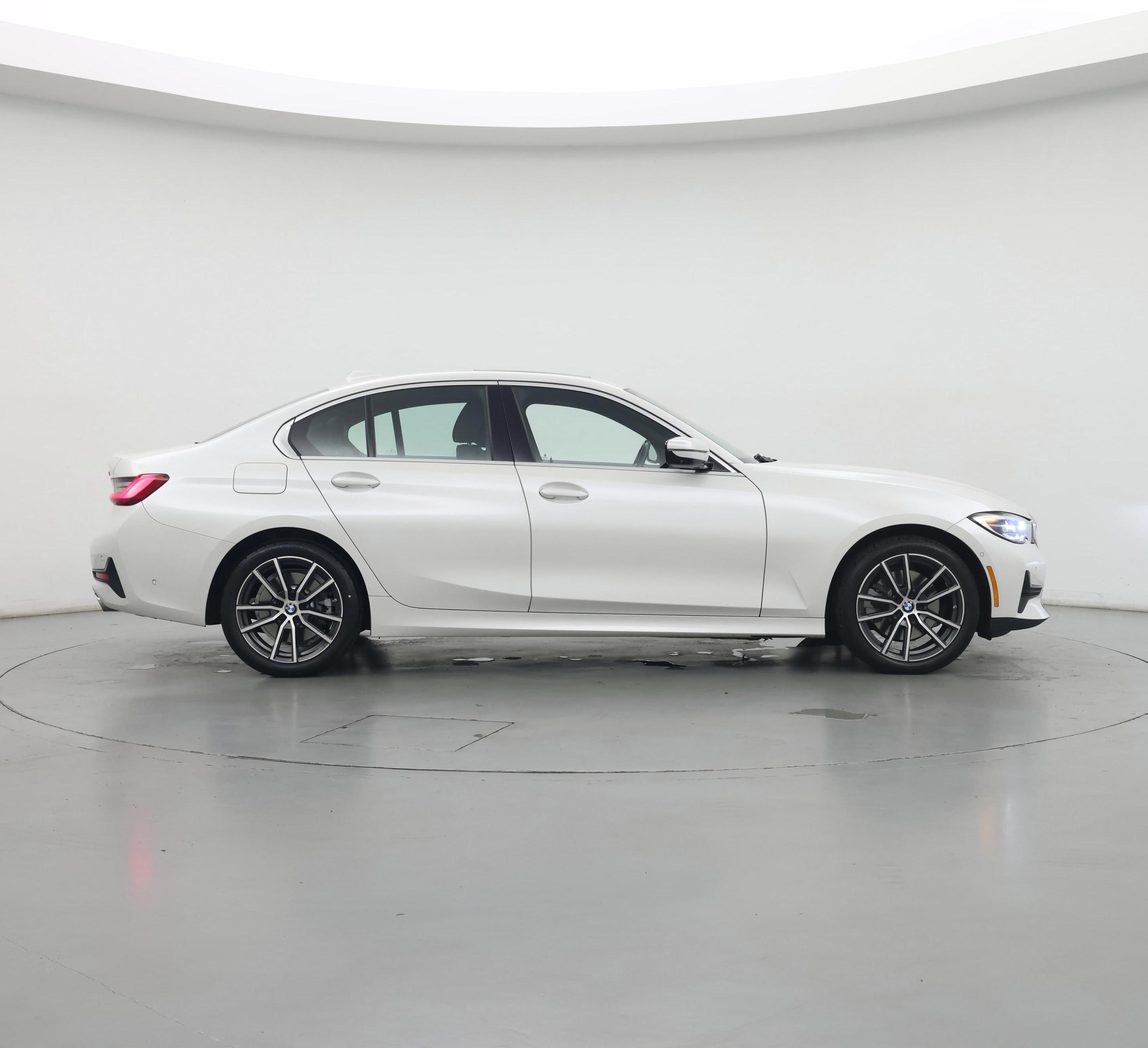 Thumbnail: 2021 BMW 3 Series - 7