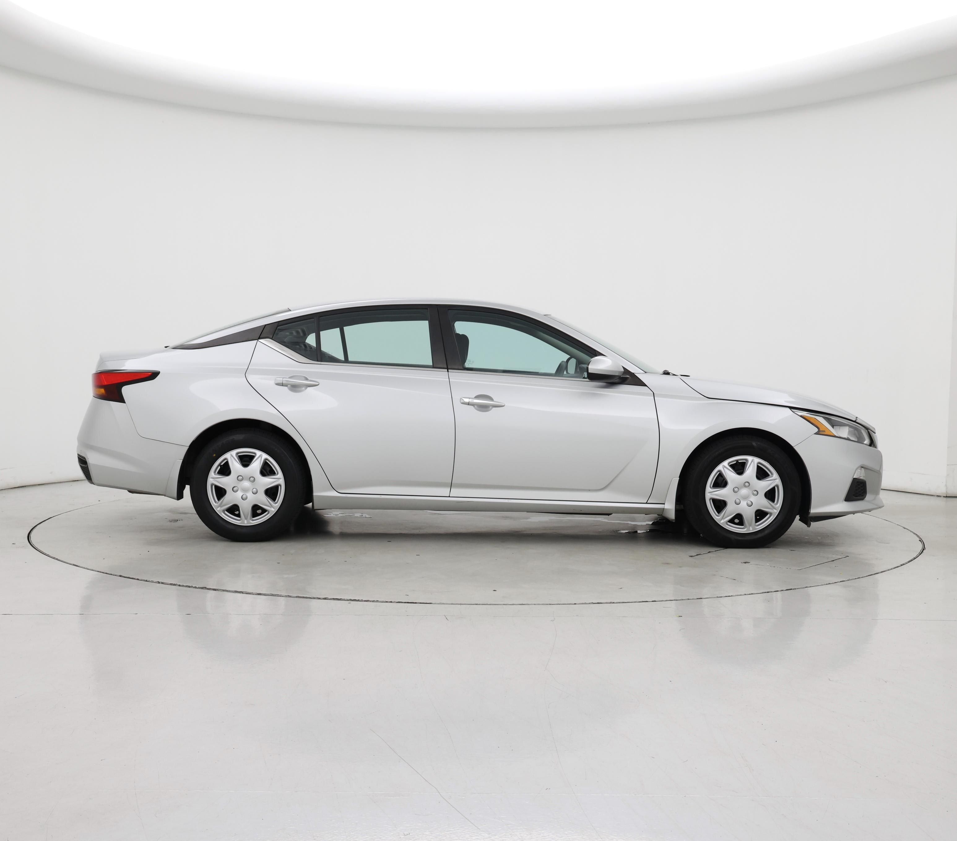 Thumbnail: 2021 Nissan Altima - 7