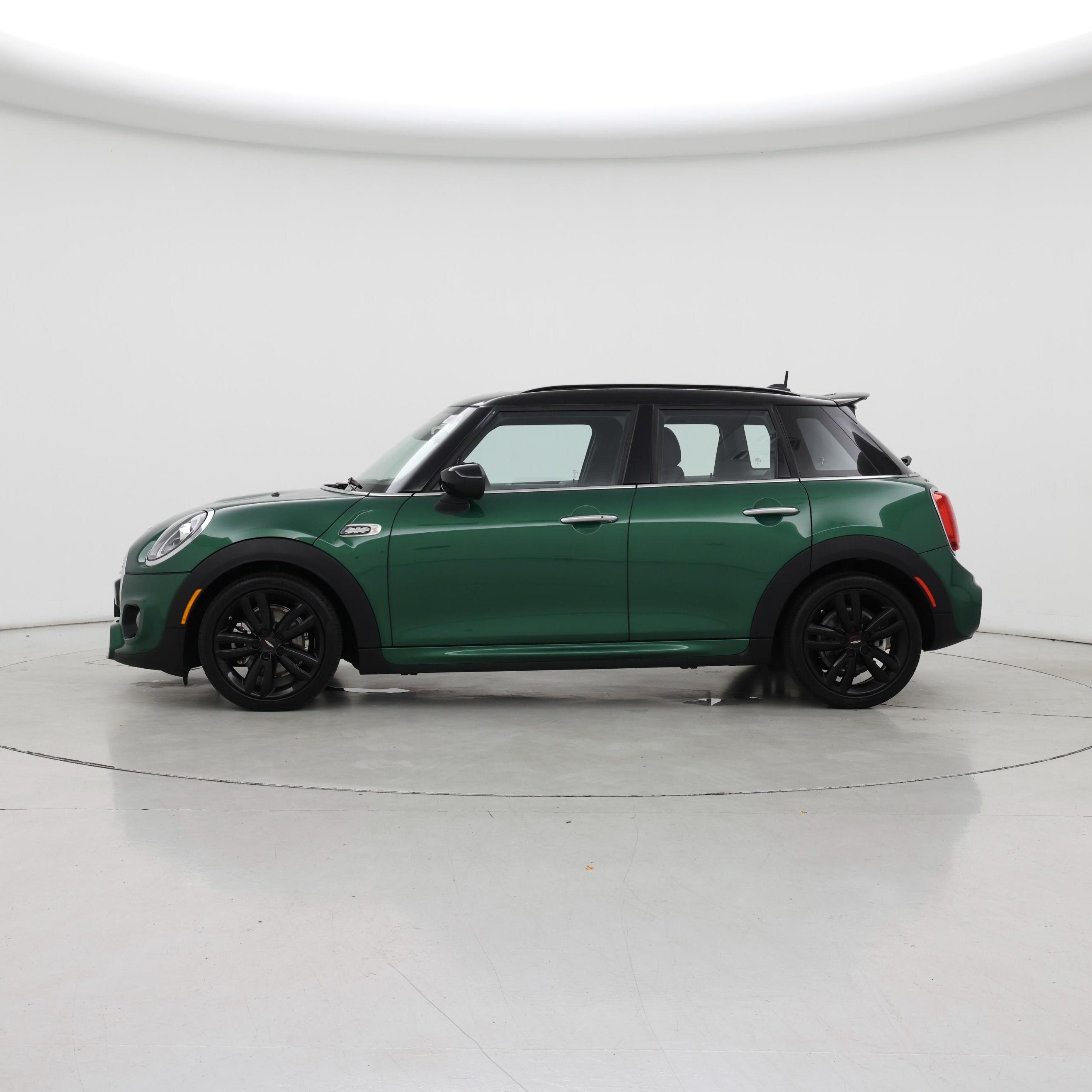Thumbnail: 2021 MINI Cooper Hardtop - 3