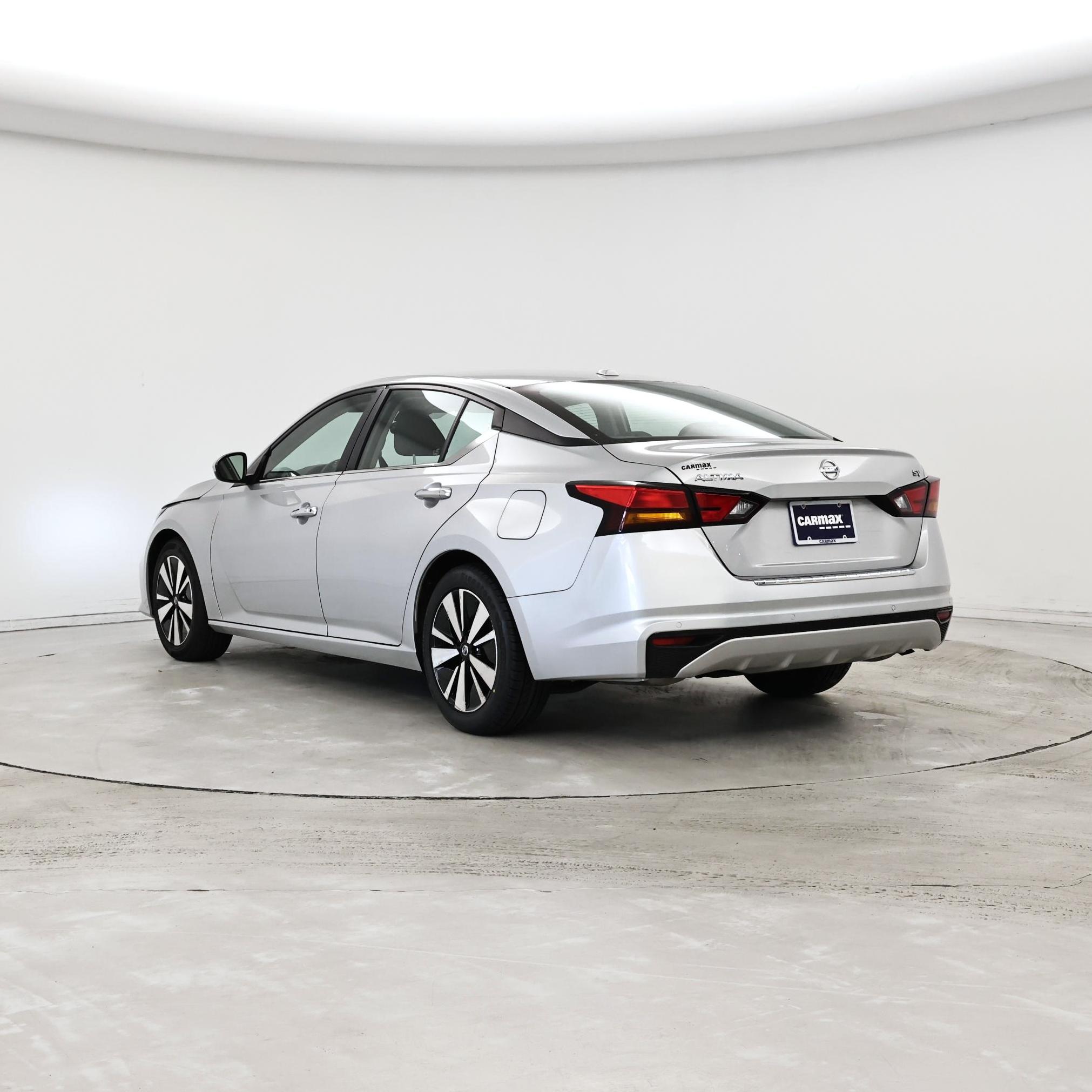 Thumbnail: 2022 Nissan Altima - 2